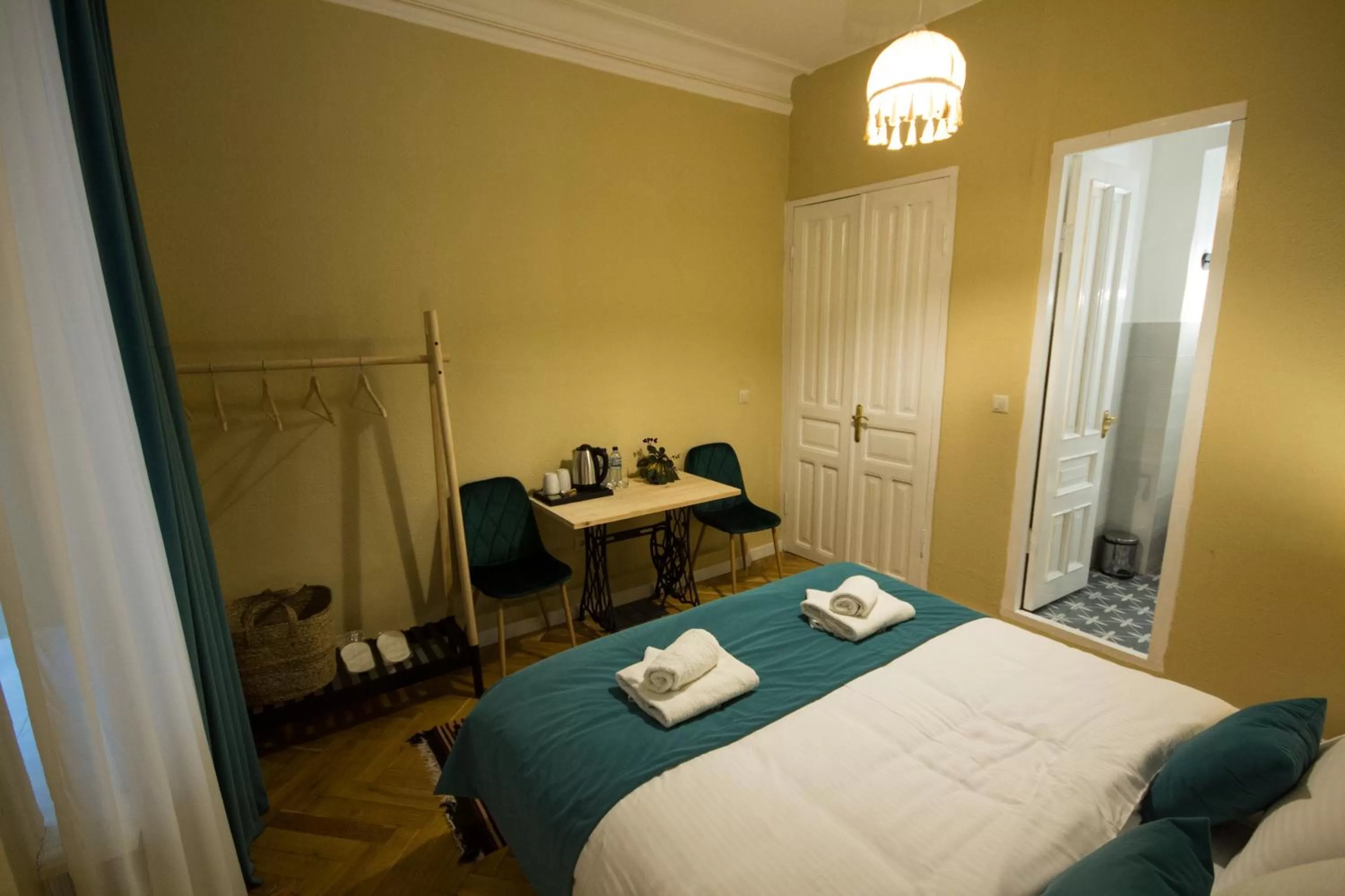 Photo of the whole room, Bed in Hotel Kartli