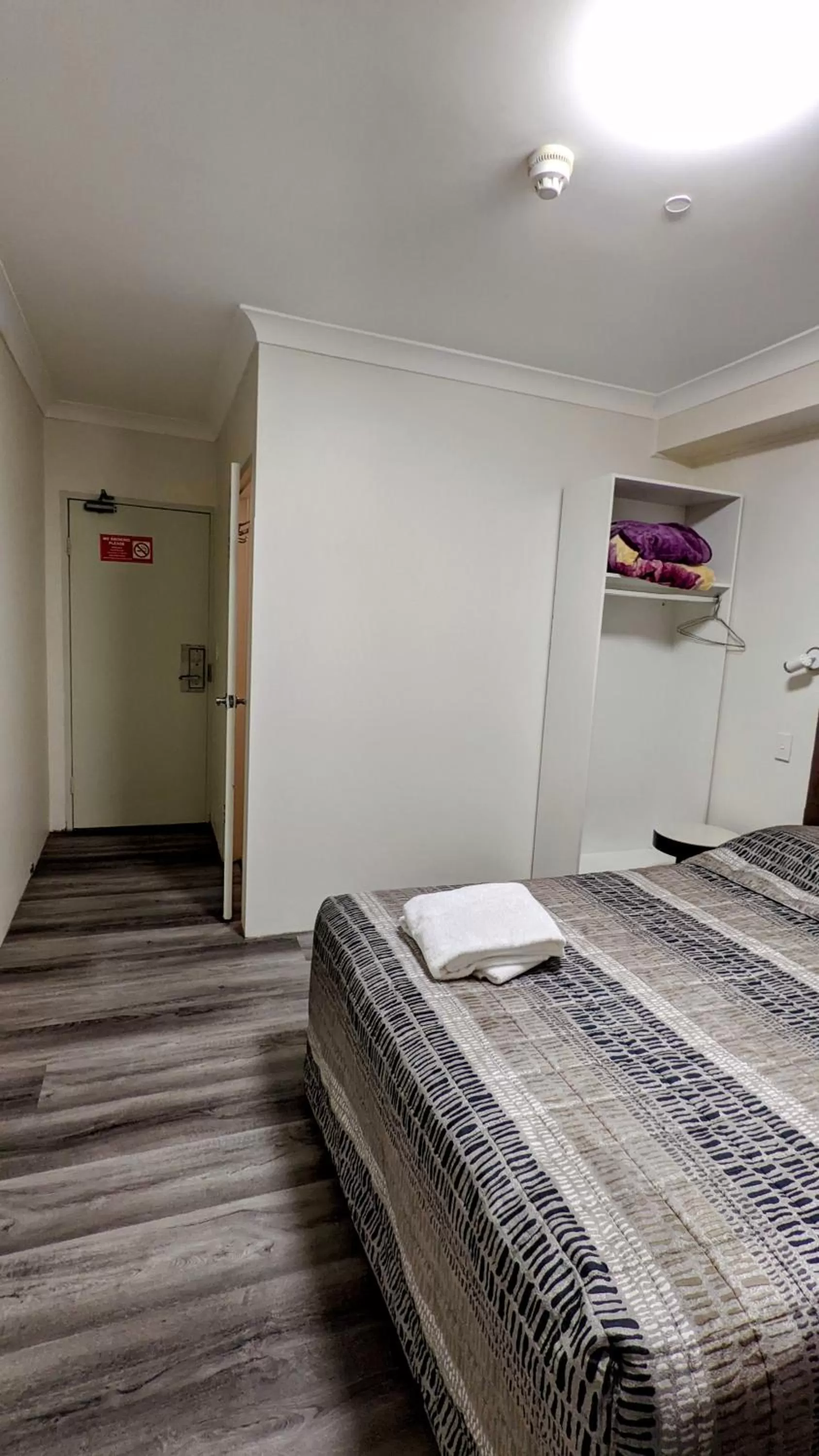 Bedroom, Bed in Arena Hotel (formerly Sleep Express Motel)