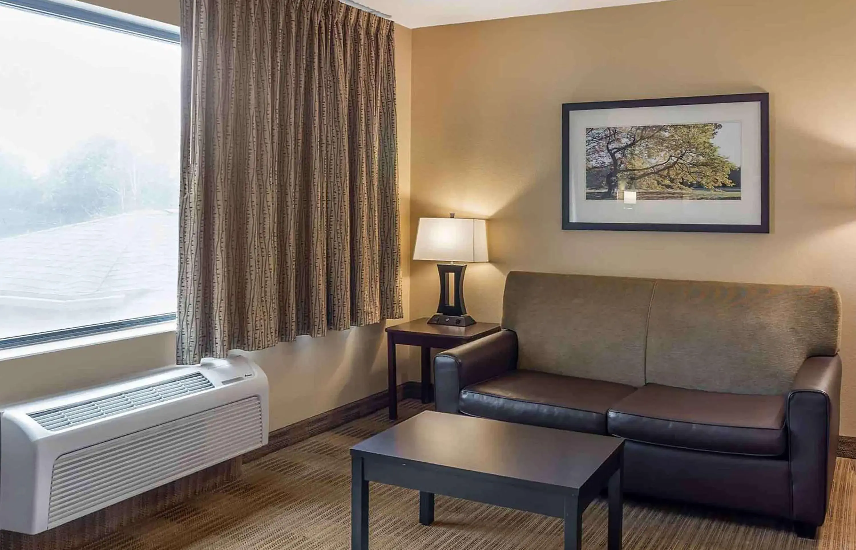 Bedroom, Seating Area in Extended Stay America Suites - Chicago - Lombard - Oakbrook