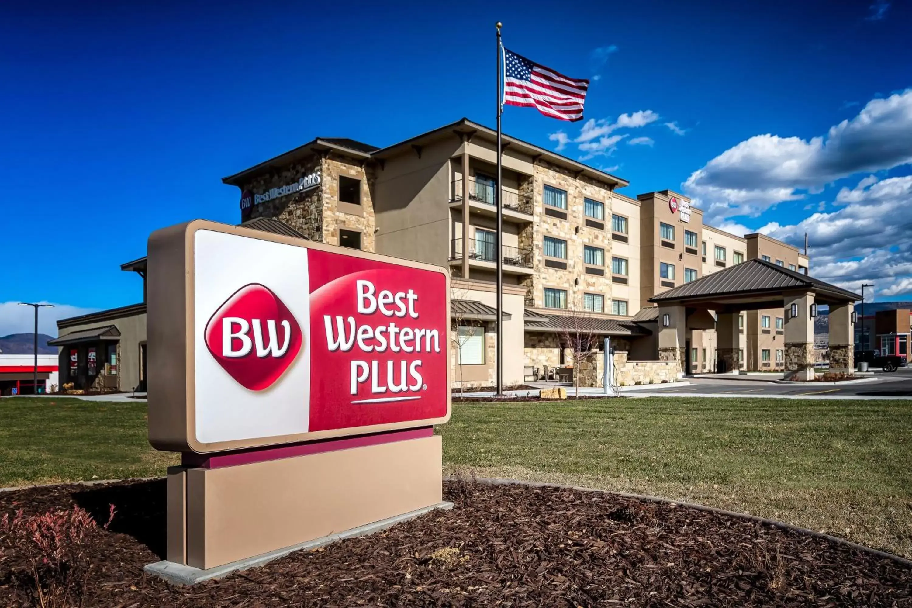 Property Building in Best Western Plus Heber Valley Hotel