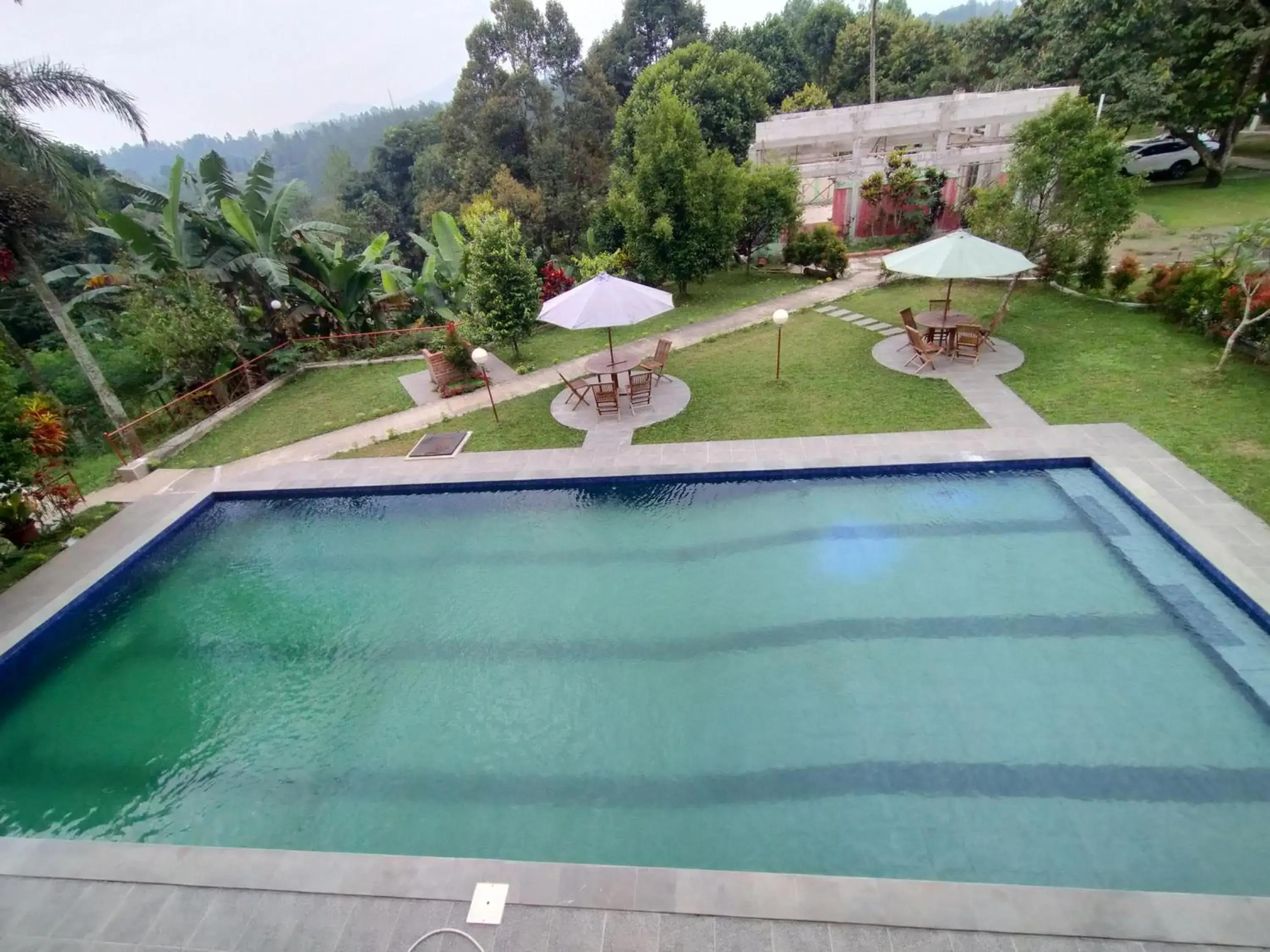 Pool View in Villa Batu Tua Puncak