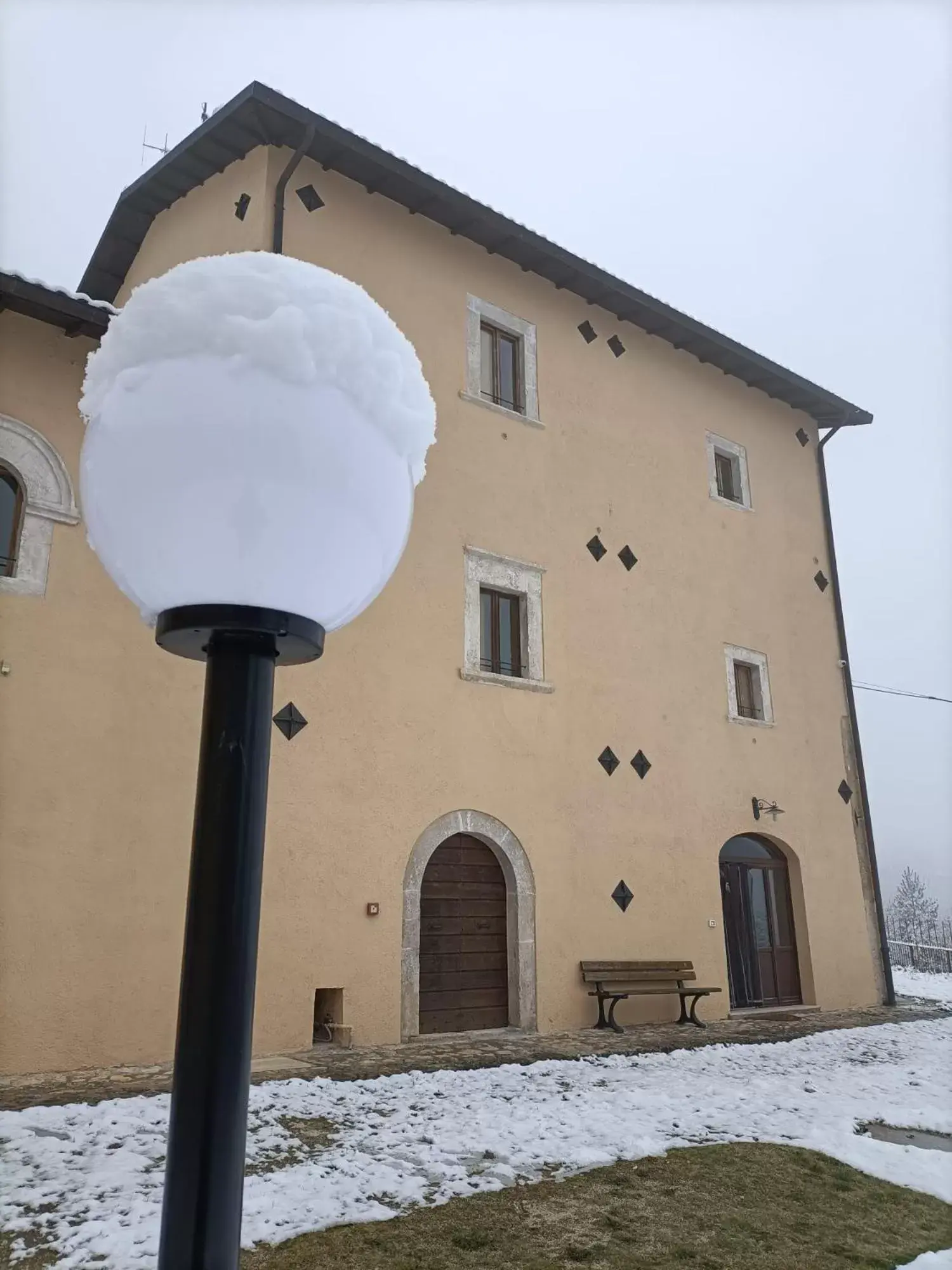 Property building, Winter in Casa Fra Ambrogio