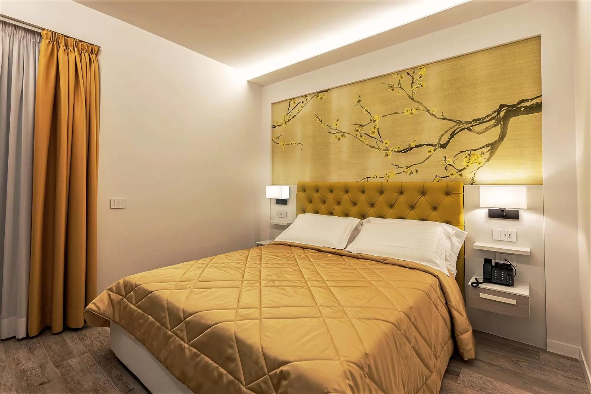 Photo of the whole room, Bed in Petit Hotel