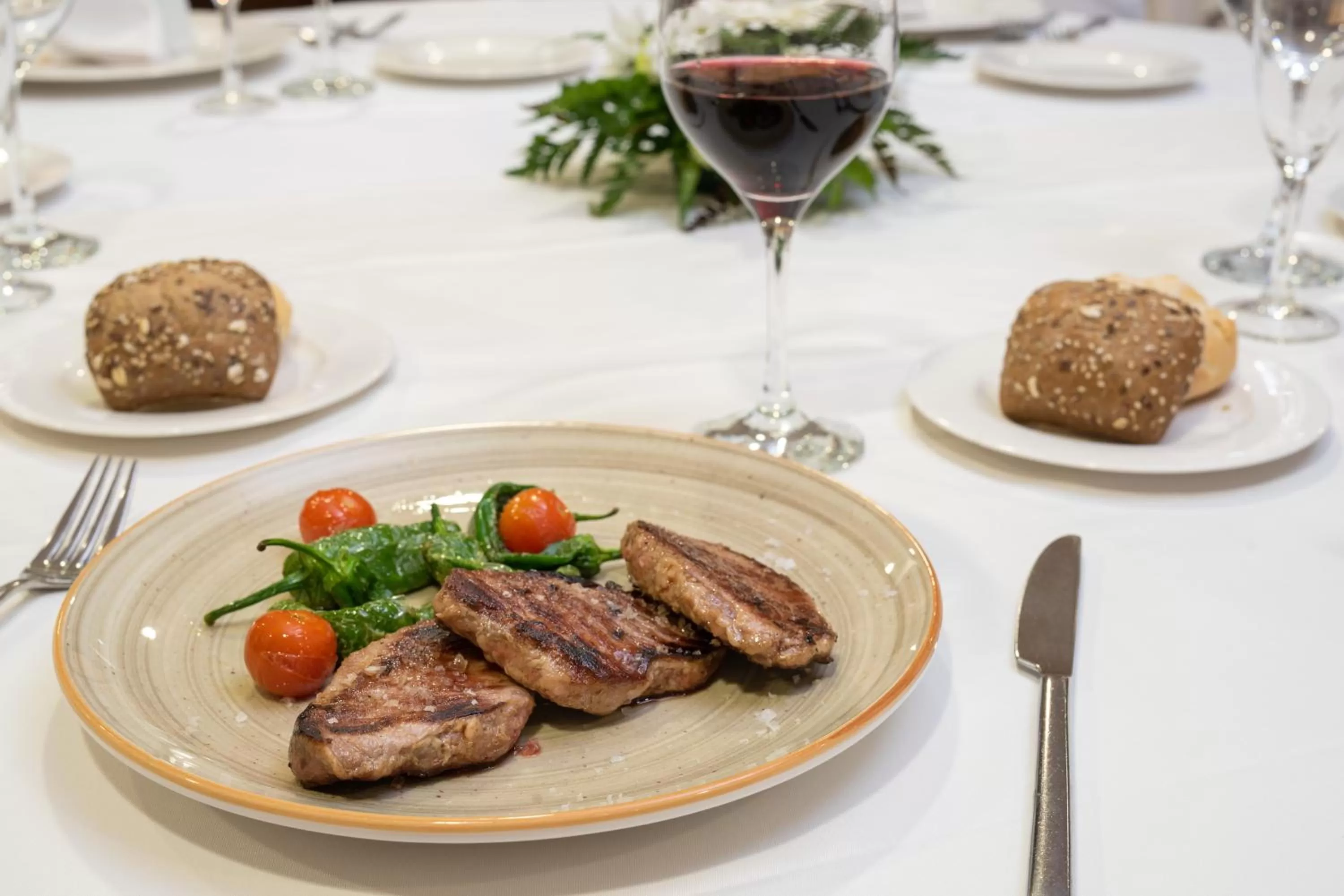 Food and drinks in Exe Agora Cáceres