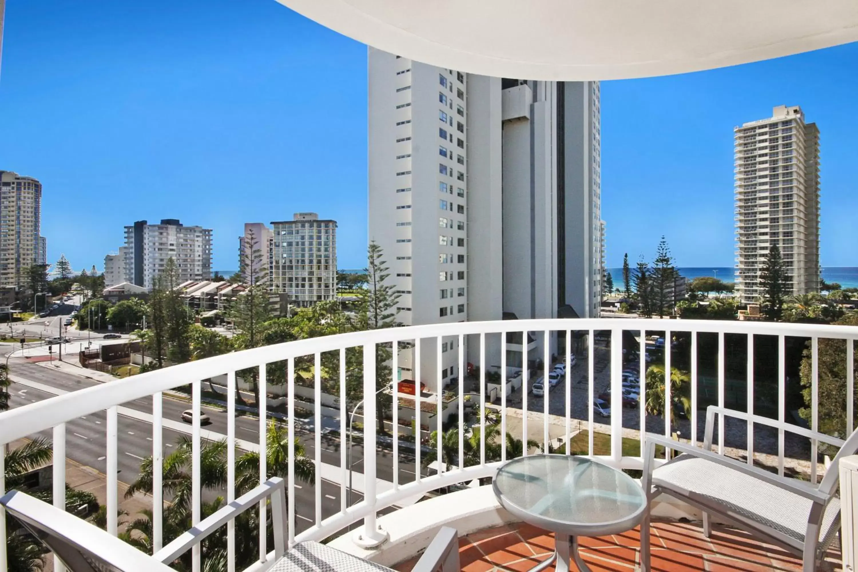 City view, Balcony/Terrace in Sovereign on the Gold Coast