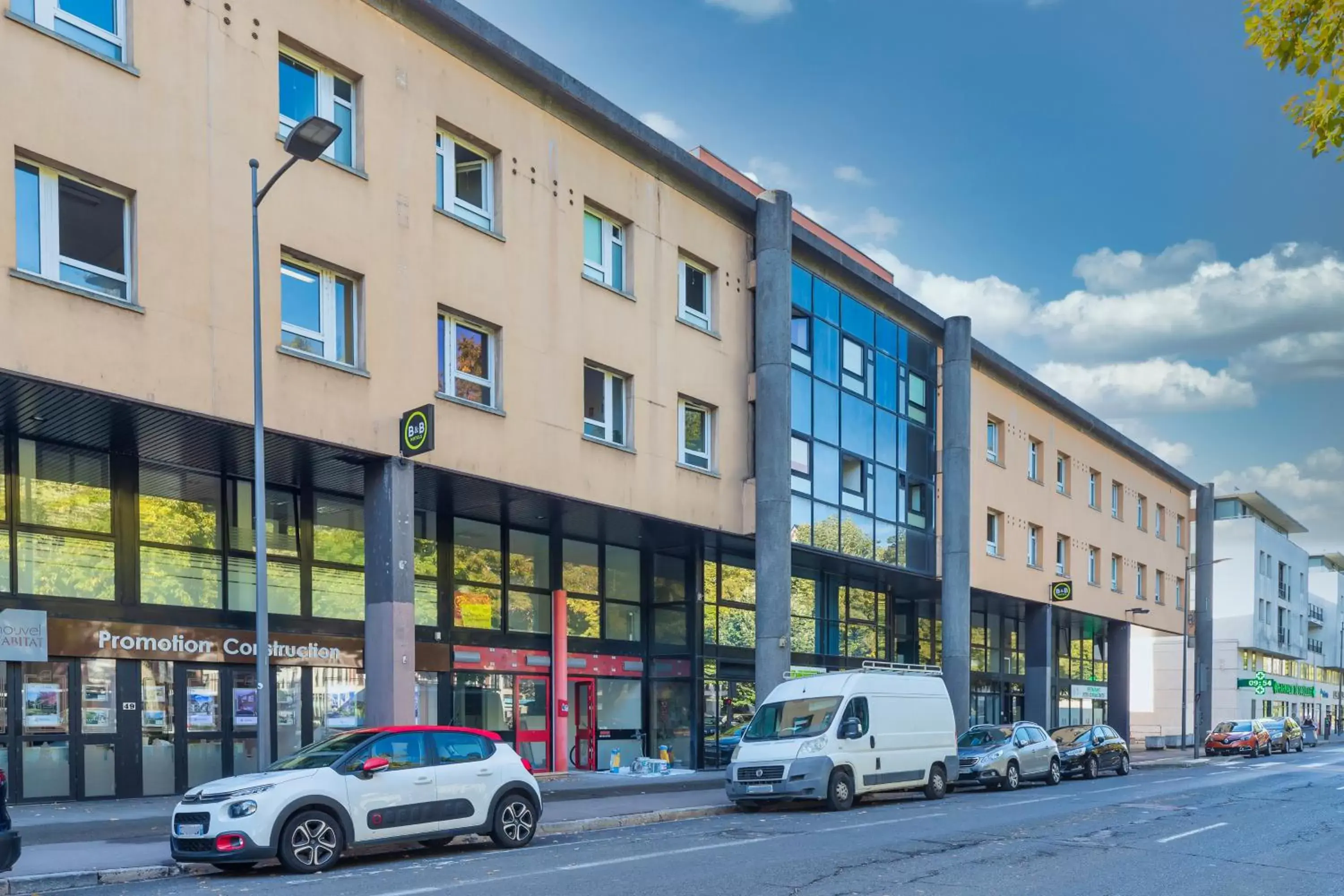 Property Building in B&B HOTEL Troyes Centre