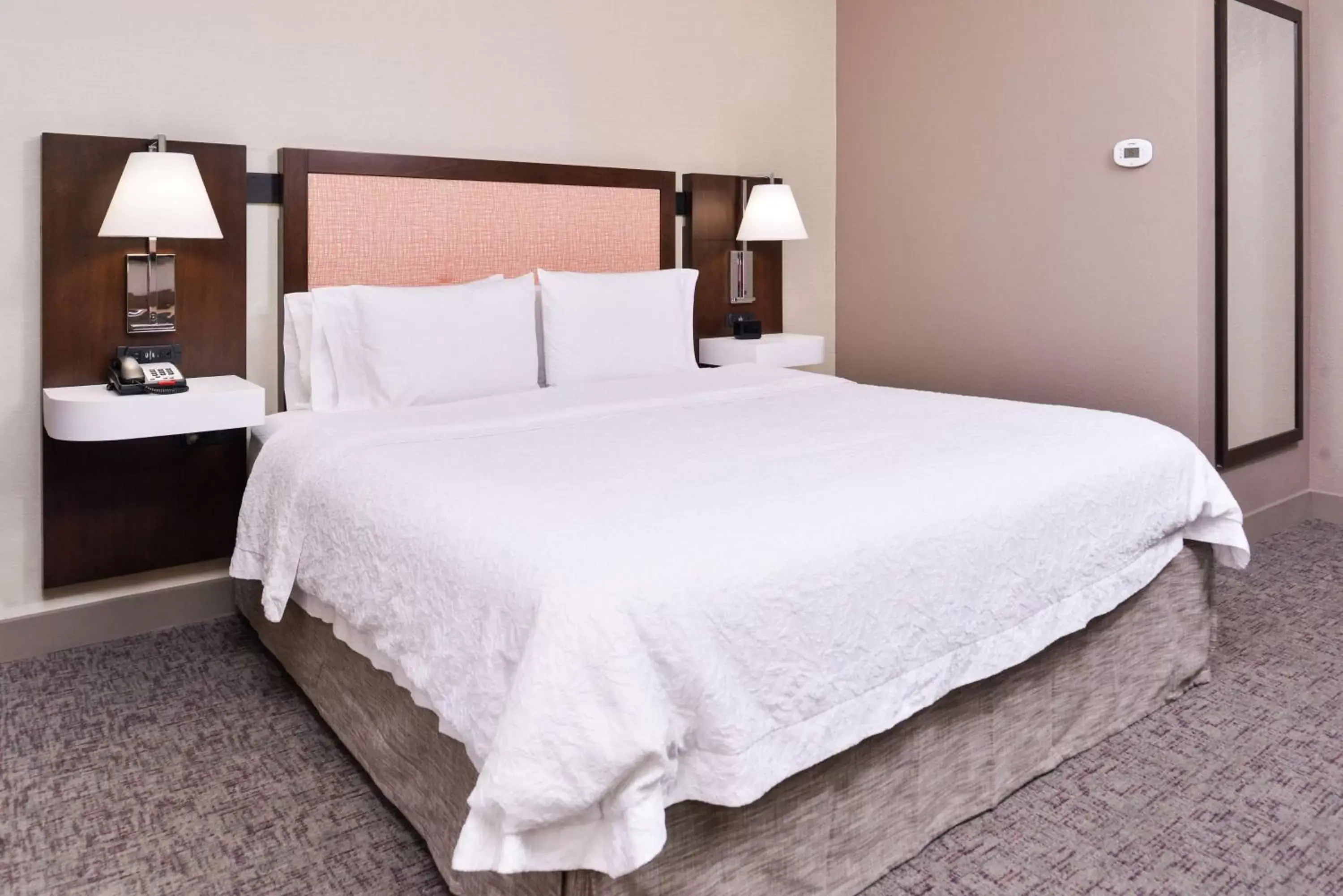 Bed in Hampton Inn Albuquerque - University/Midtown