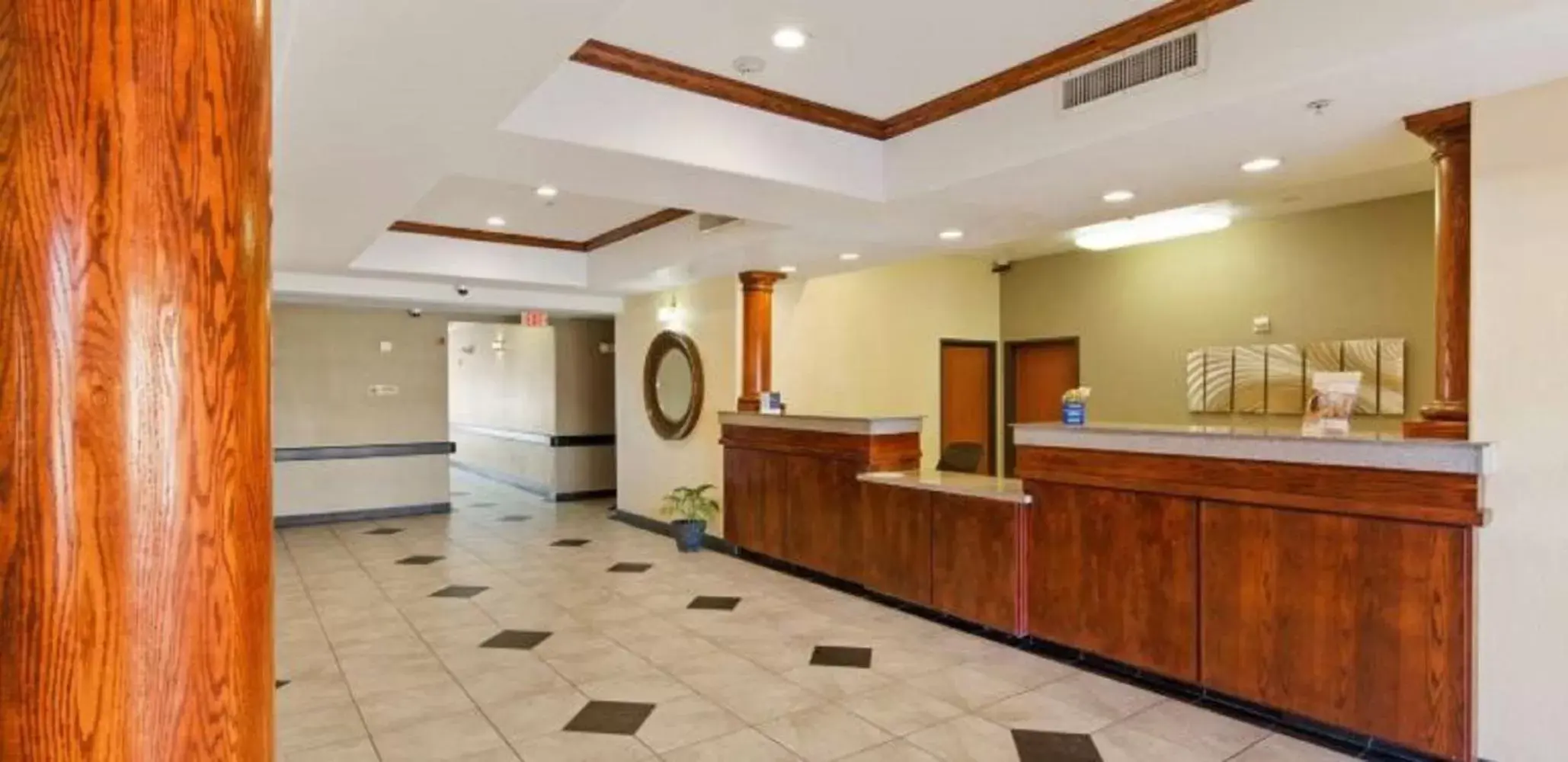Lobby or reception, Lobby/Reception in Best Western Palace Inn & Suites