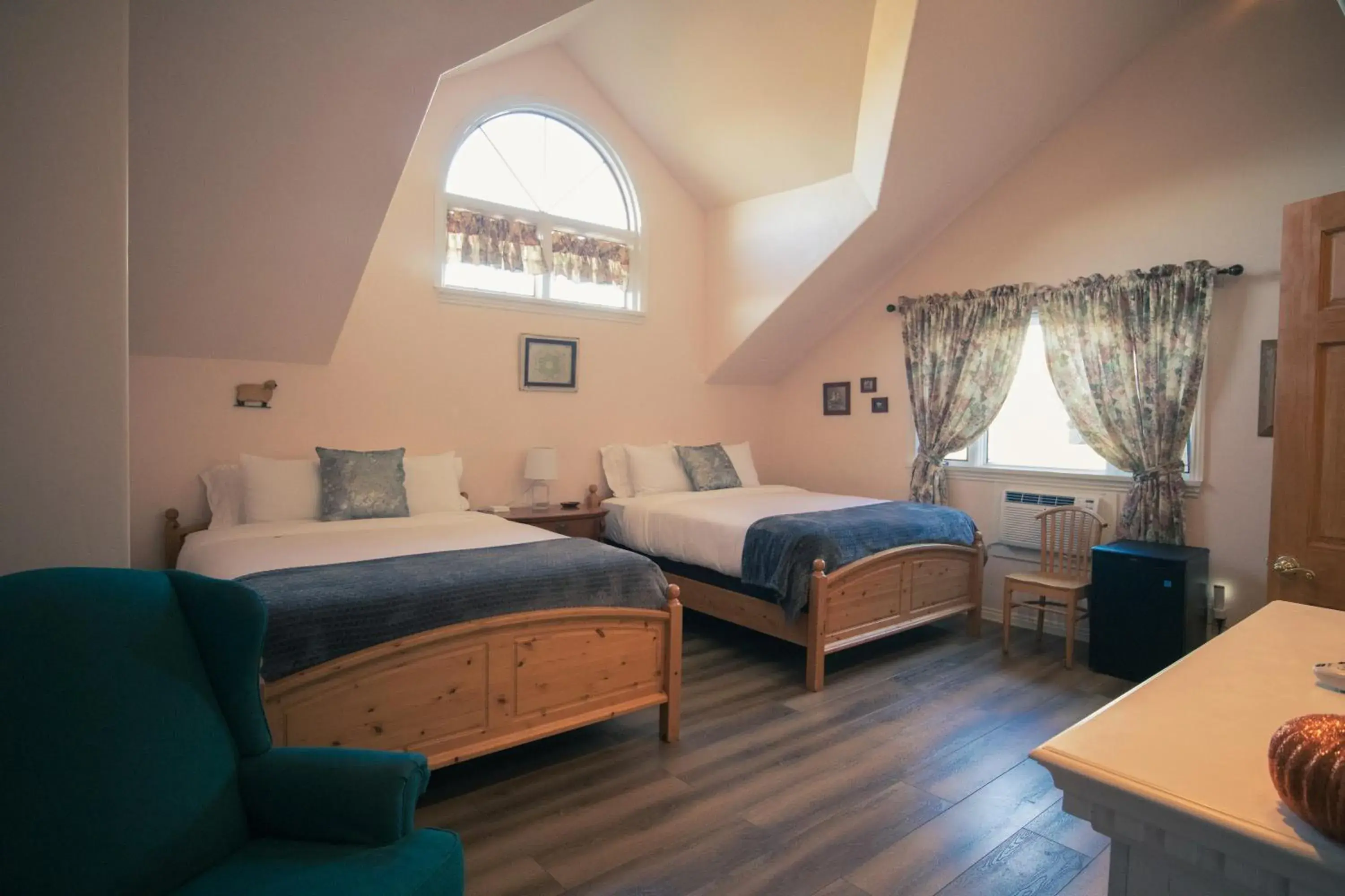 Bedroom in Tucker Peak Lodge