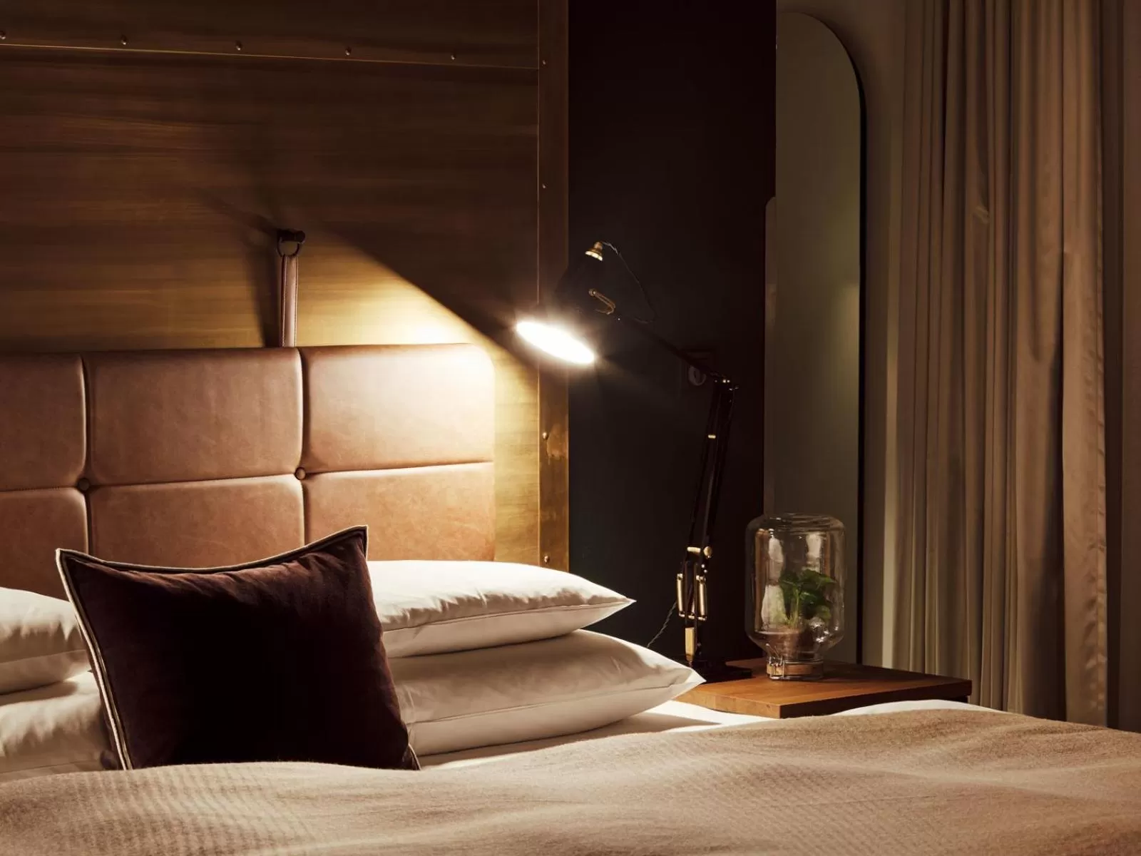 Bed in Gastwerk Hotel Hamburg