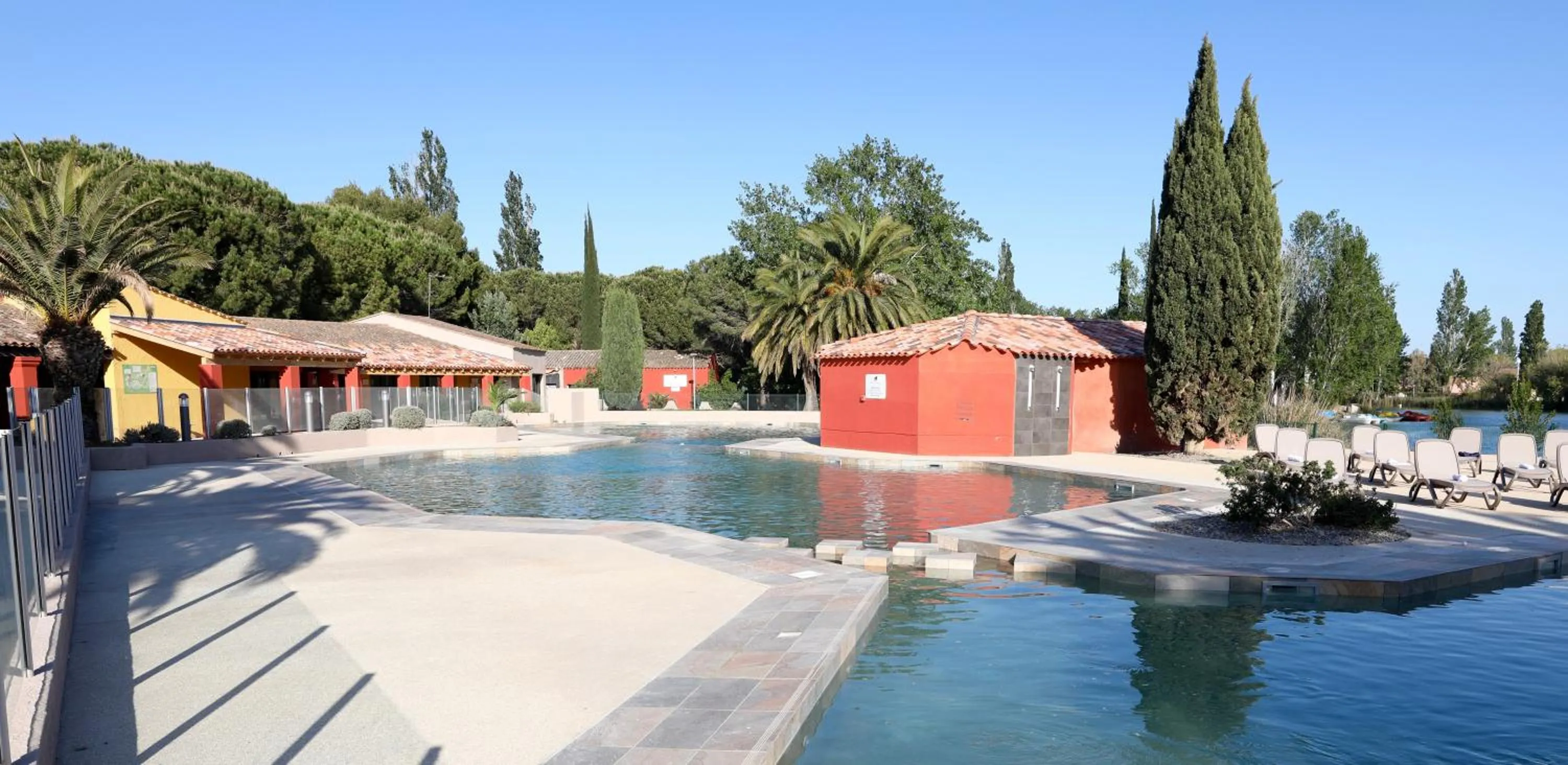 Swimming pool in SOWELL Family Les Amandiers