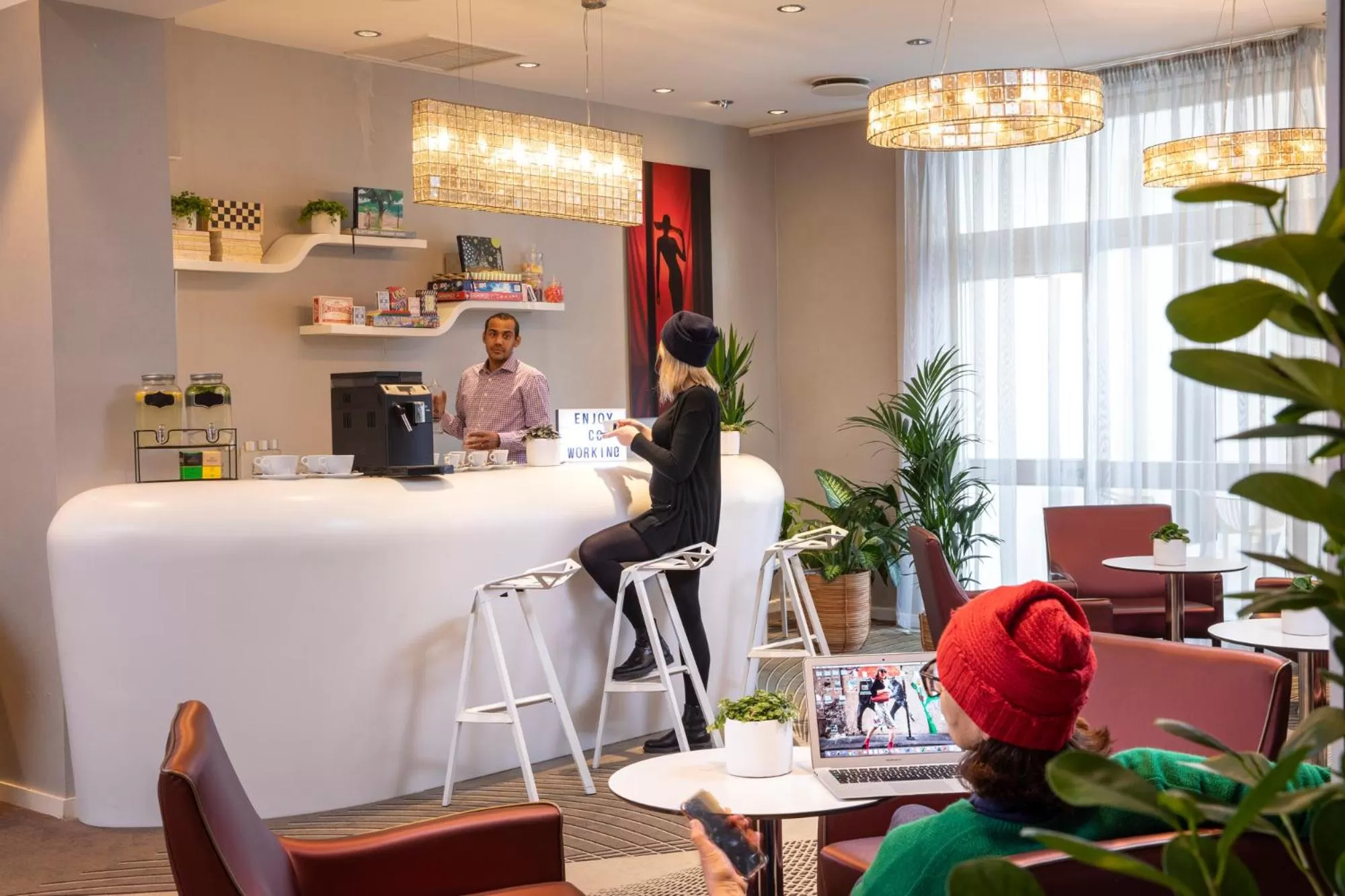 Lounge or bar in Hôtel du Port