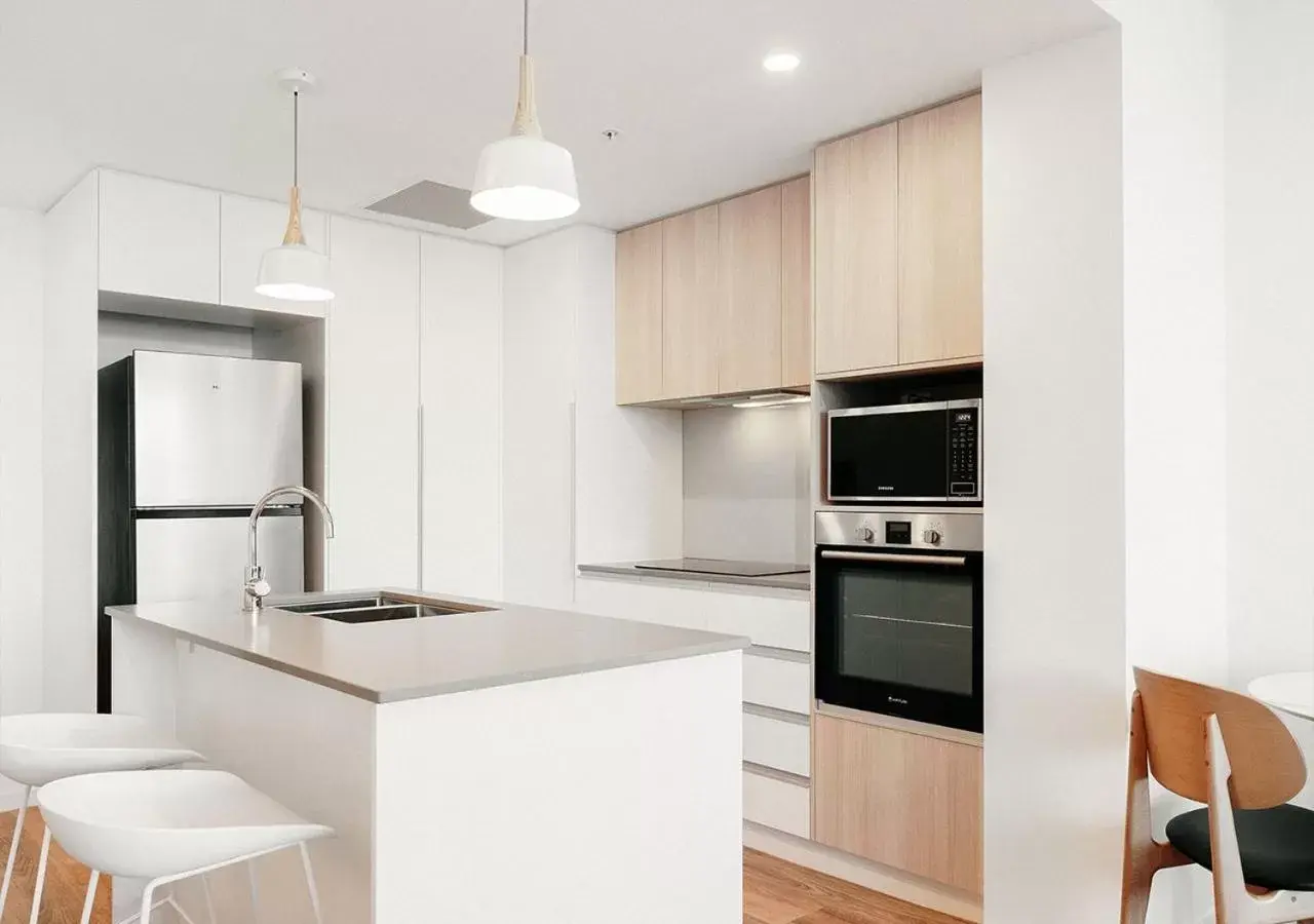 Coffee/tea facilities, Kitchen/Kitchenette in Rambla at Perry House