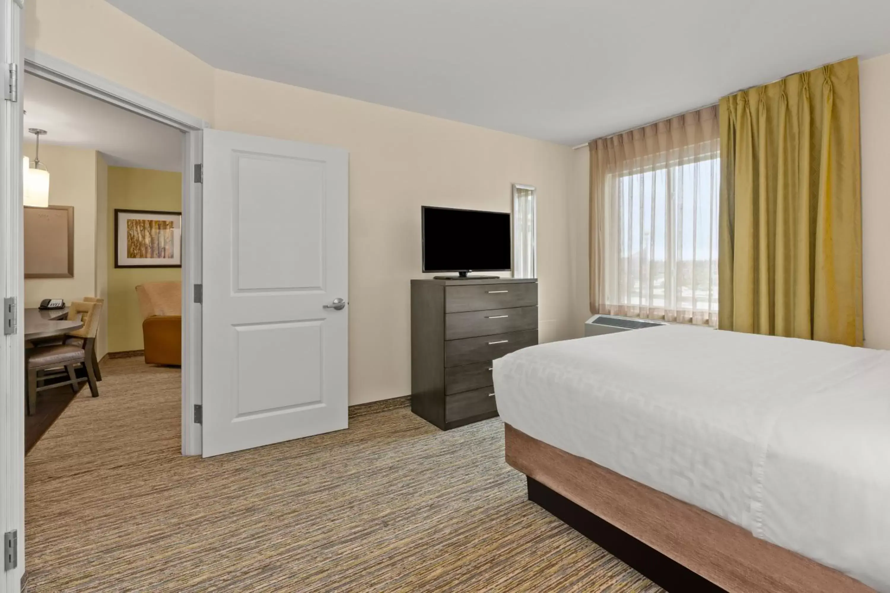 Photo of the whole room, TV/Entertainment Center in Candlewood Suites - Fairbanks, an IHG Hotel