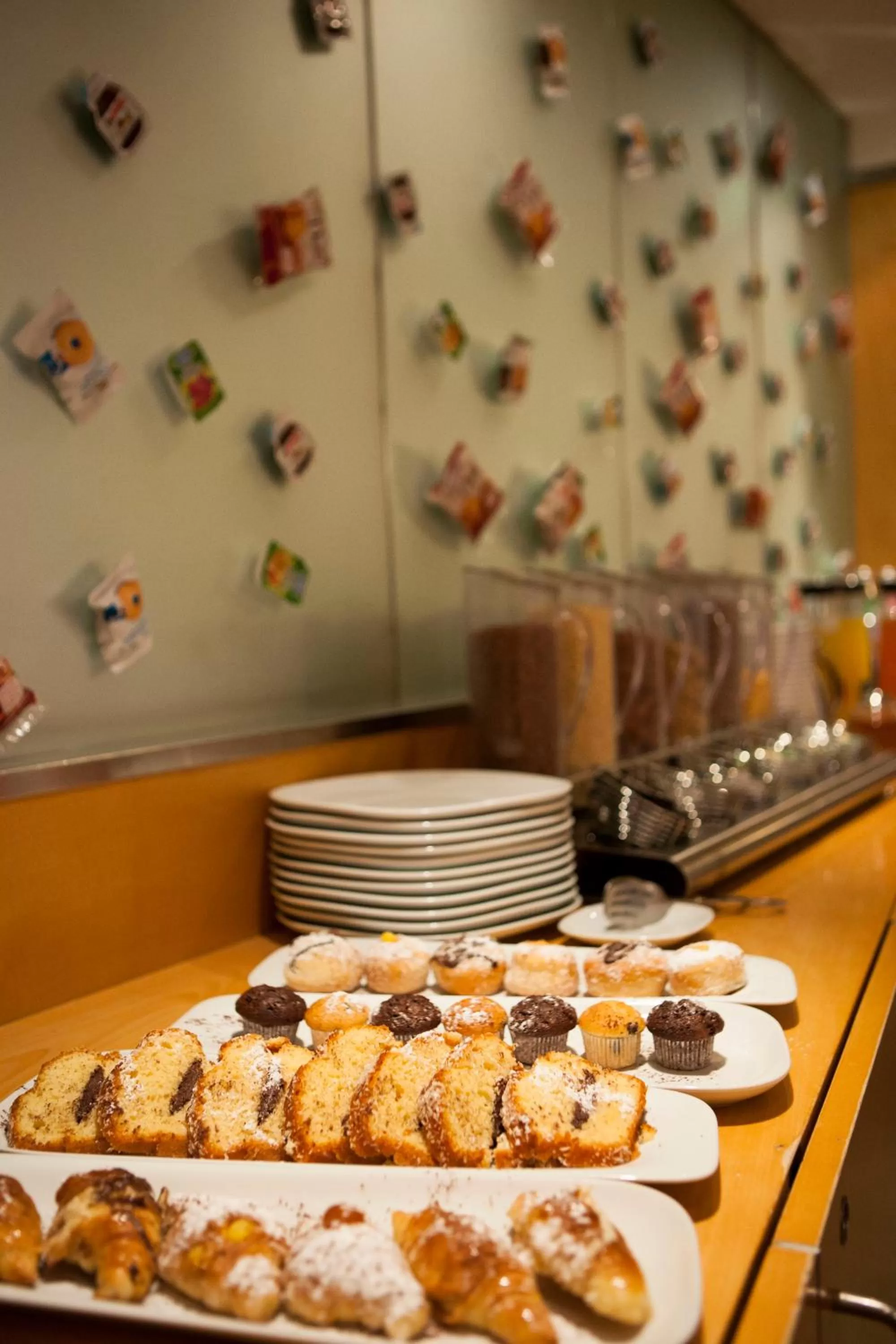 Buffet breakfast in Hotel Franklin Feel The Sound