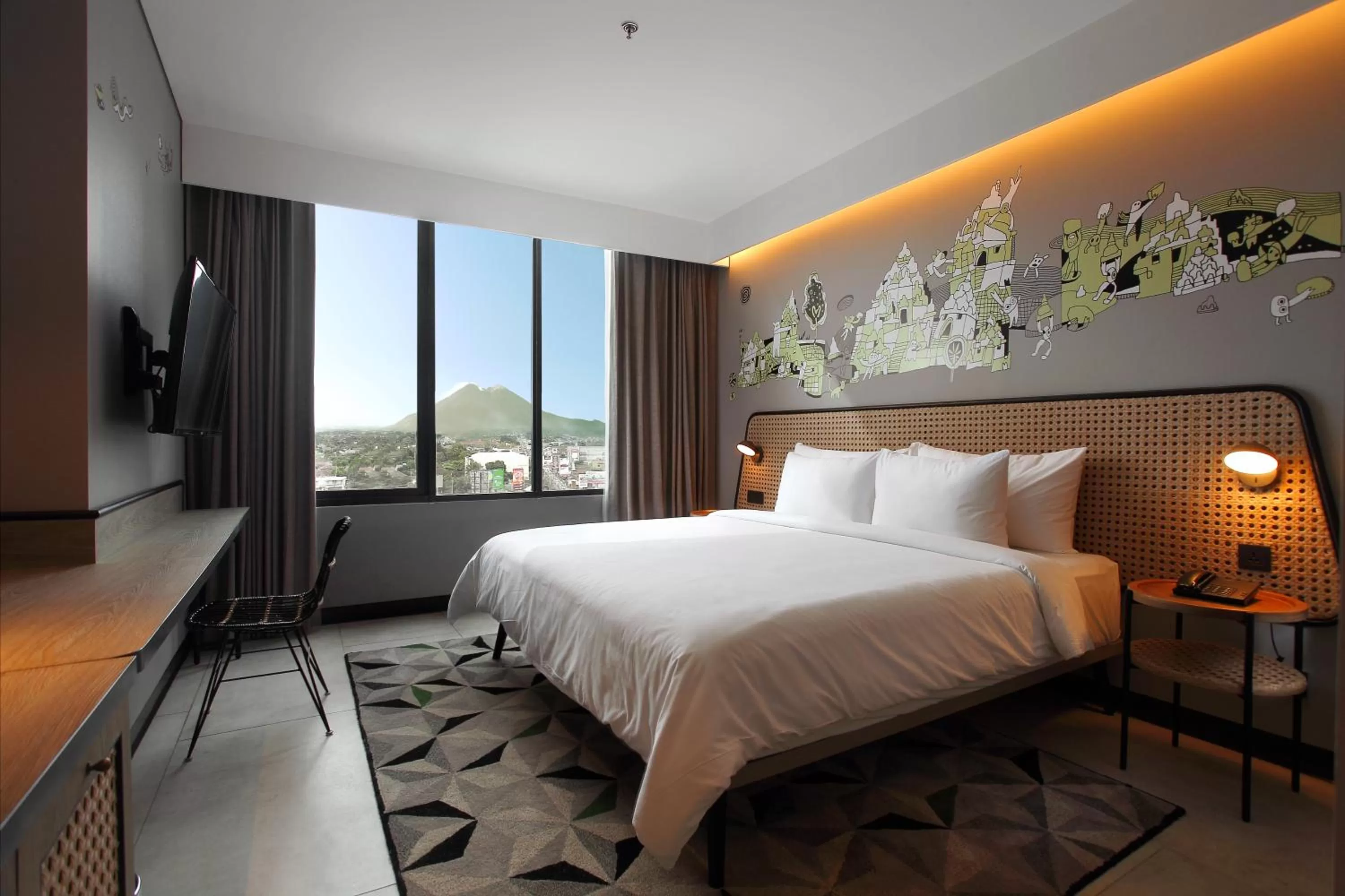 Bedroom, Bed in ARTOTEL Yogyakarta