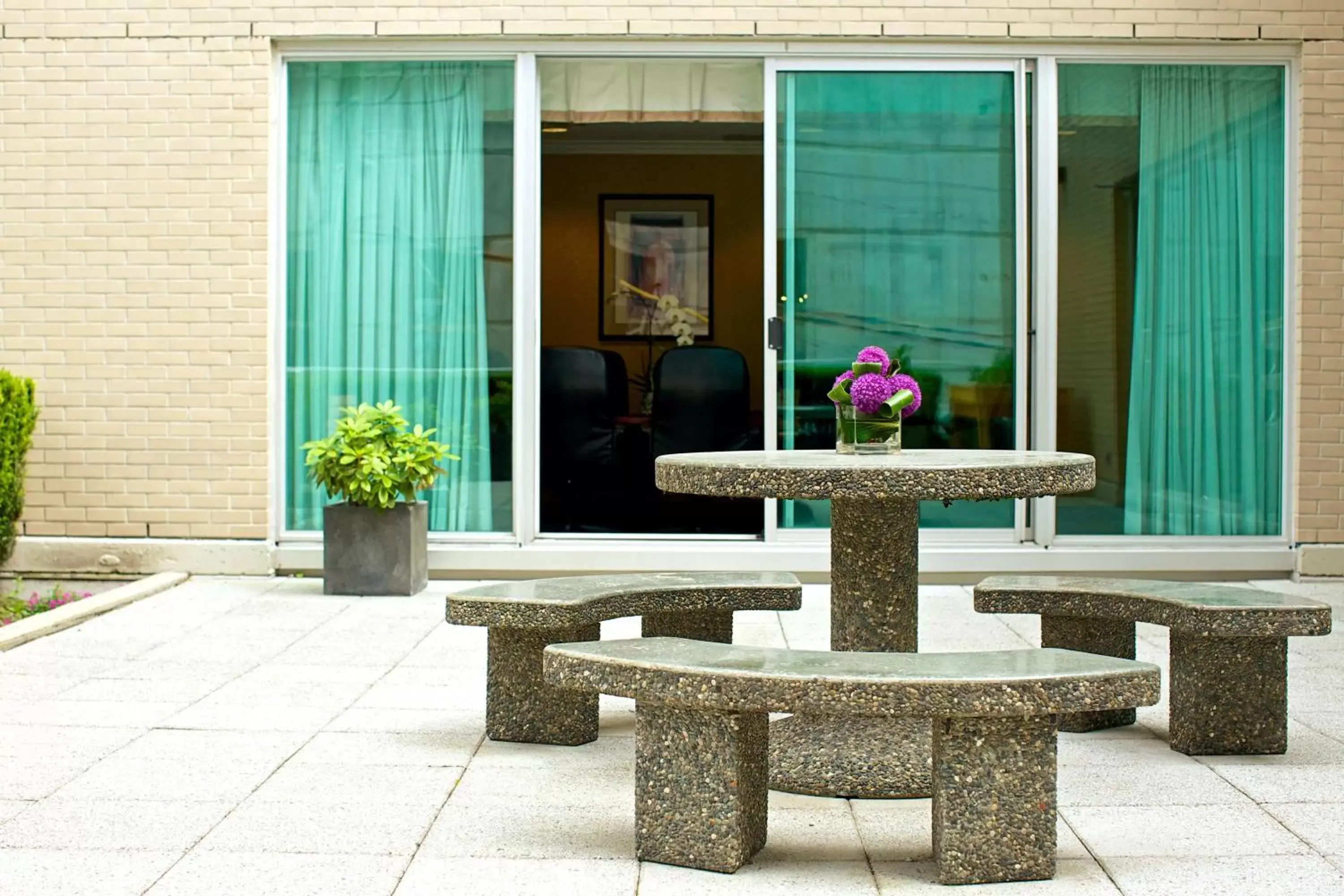 Meeting/conference room in Hampton Inn & Suites, by Hilton - Vancouver Downtown