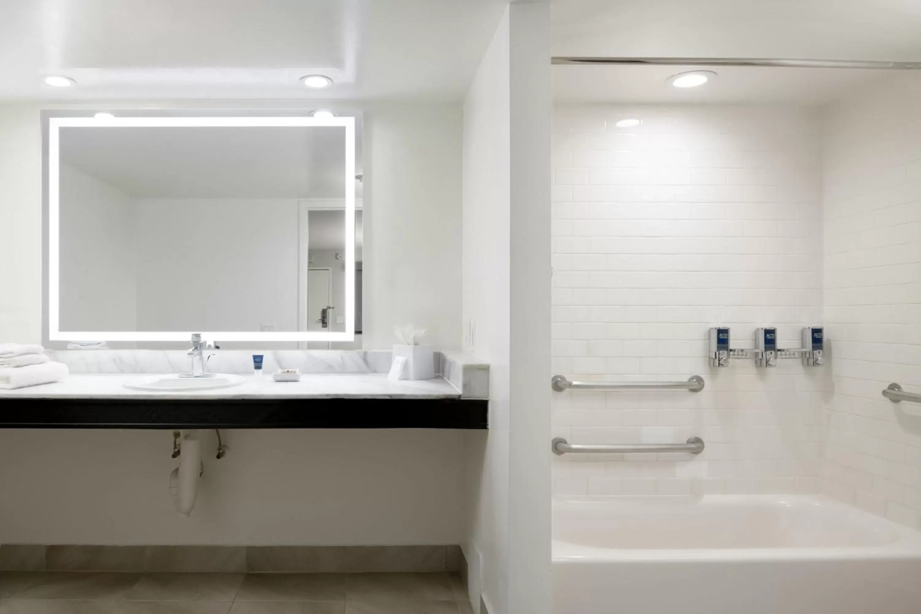 Bathroom in Four Points by Sheraton Anaheim