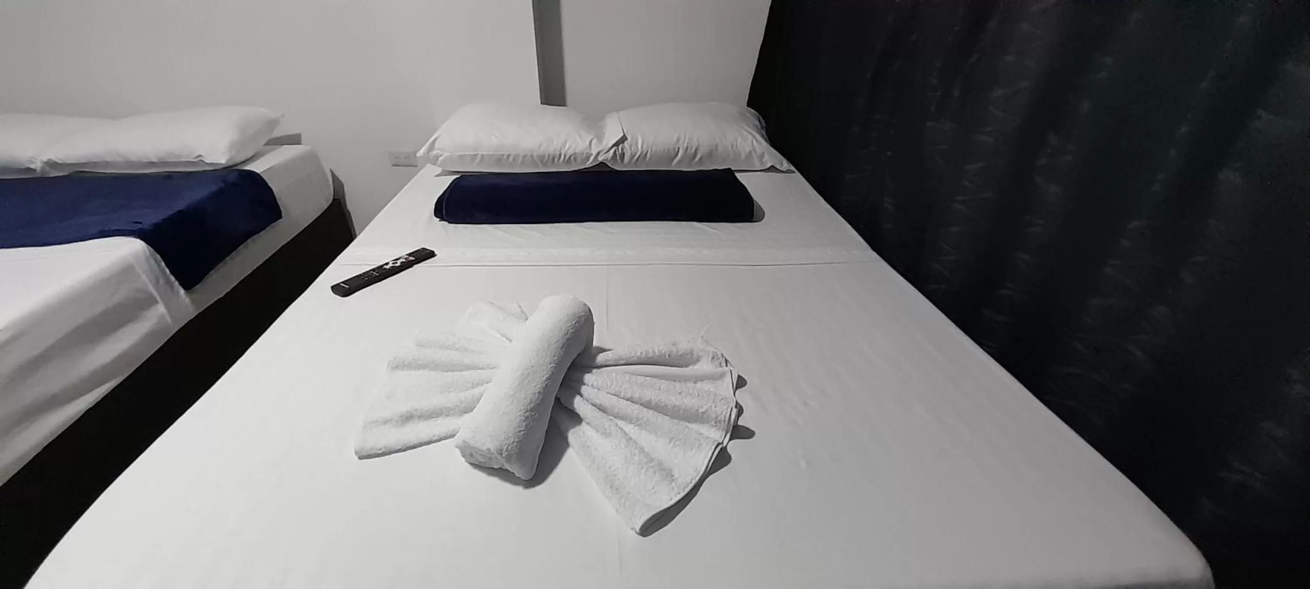 Bedroom, Bed in Hotel Caldas Real