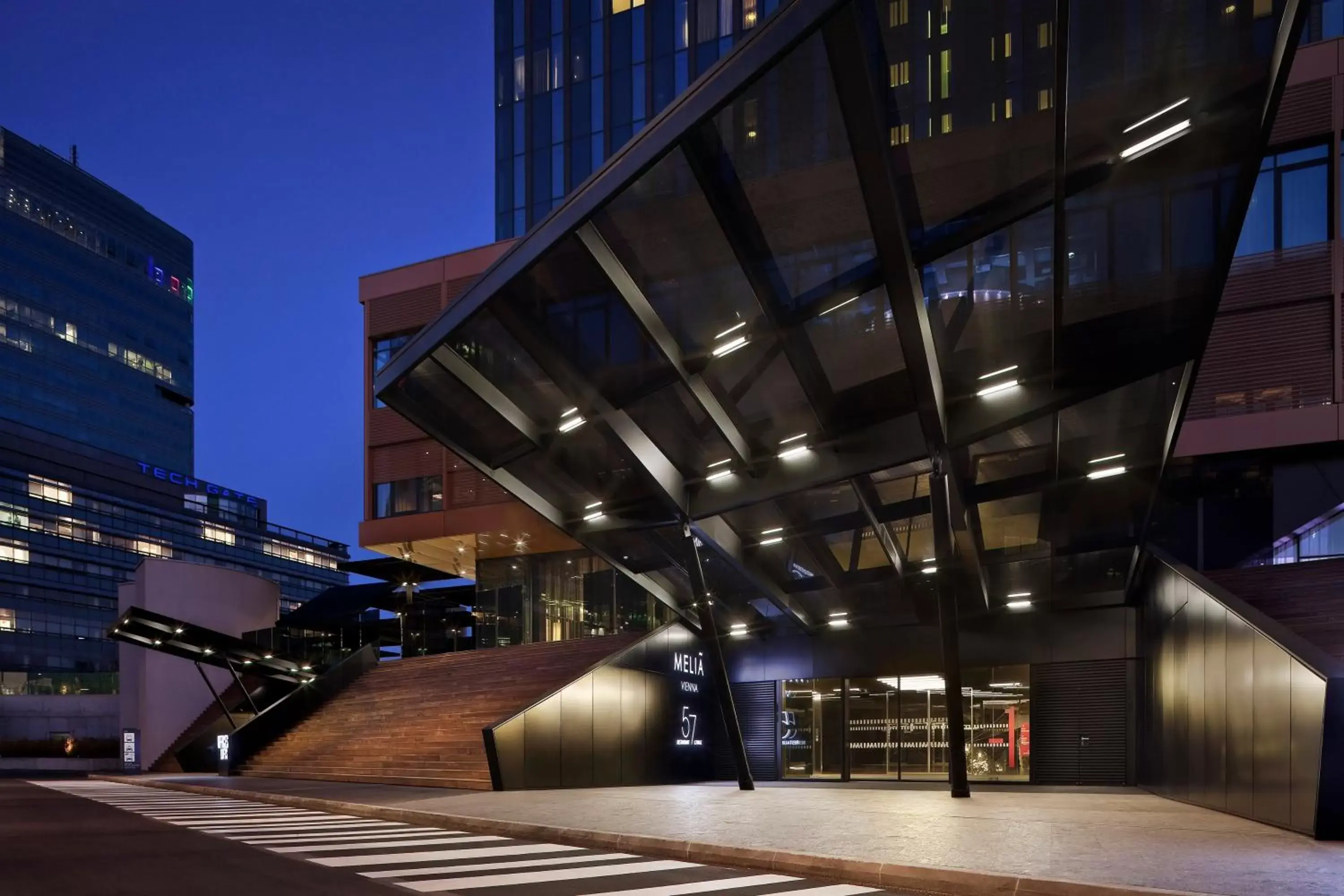 Facade/entrance, Property Building in Melia Vienna