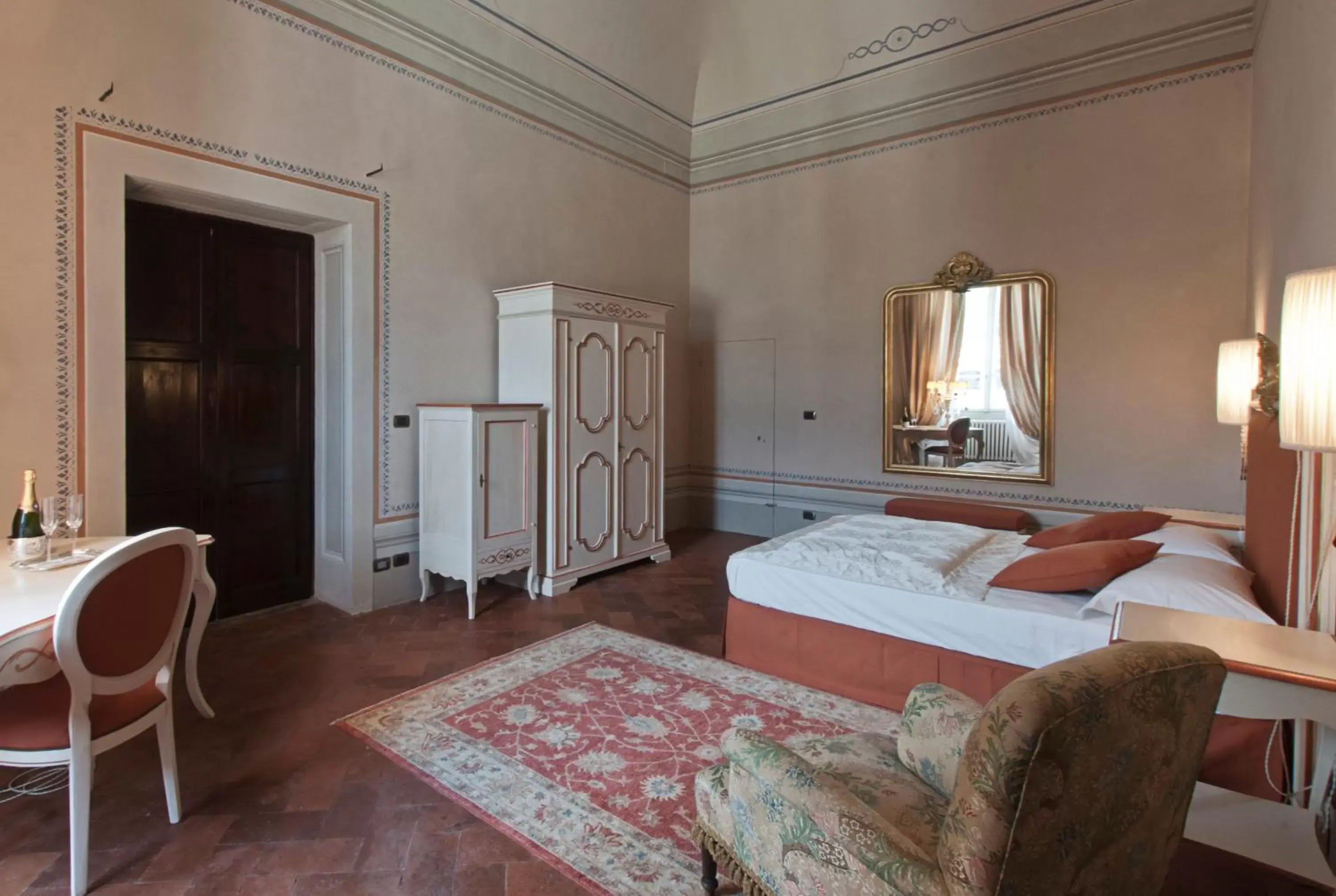 Bed, Room Photo in Villa Scorzi - Residenza d'Epoca - Adults only