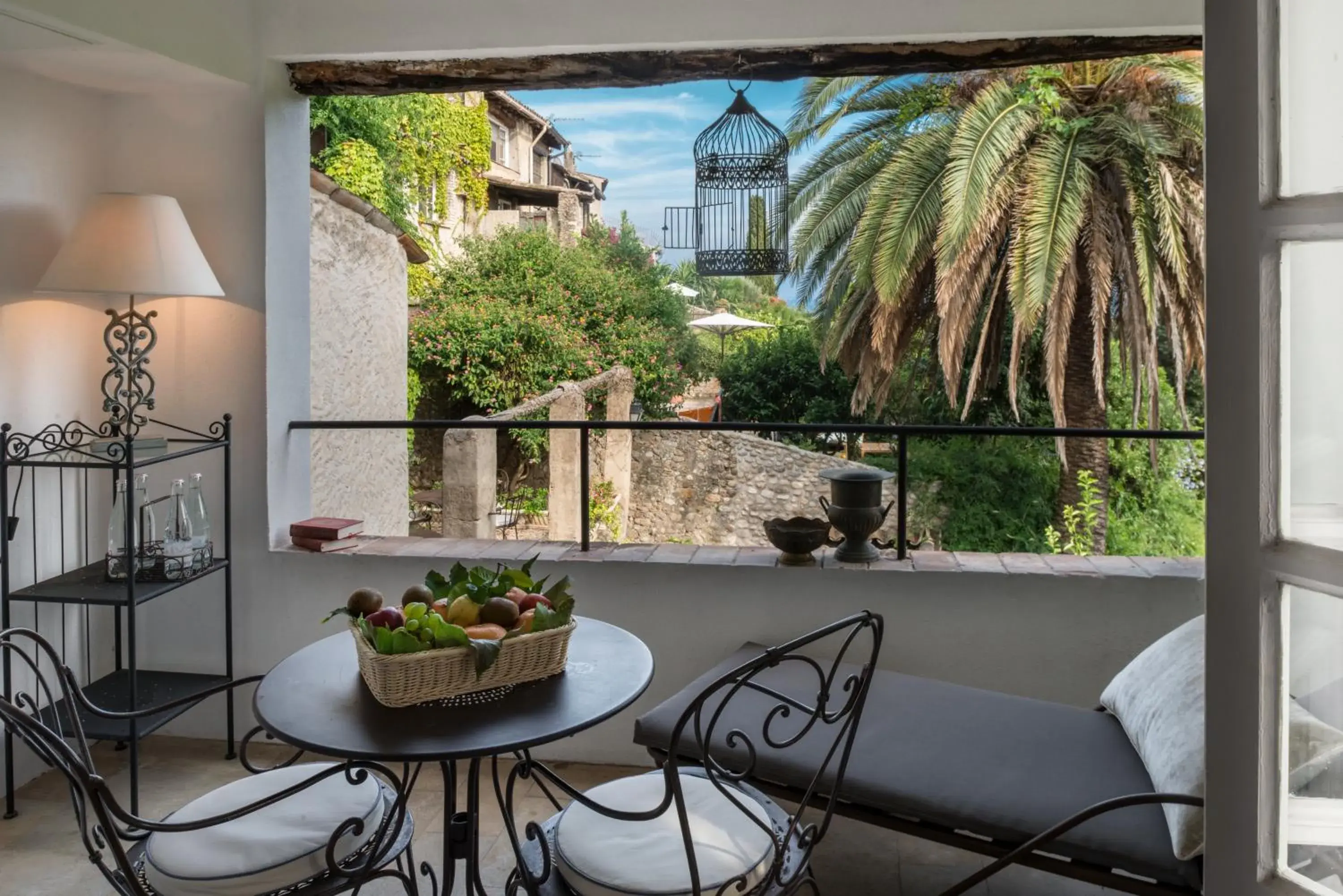 Balcony/Terrace in Château Le Cagnard