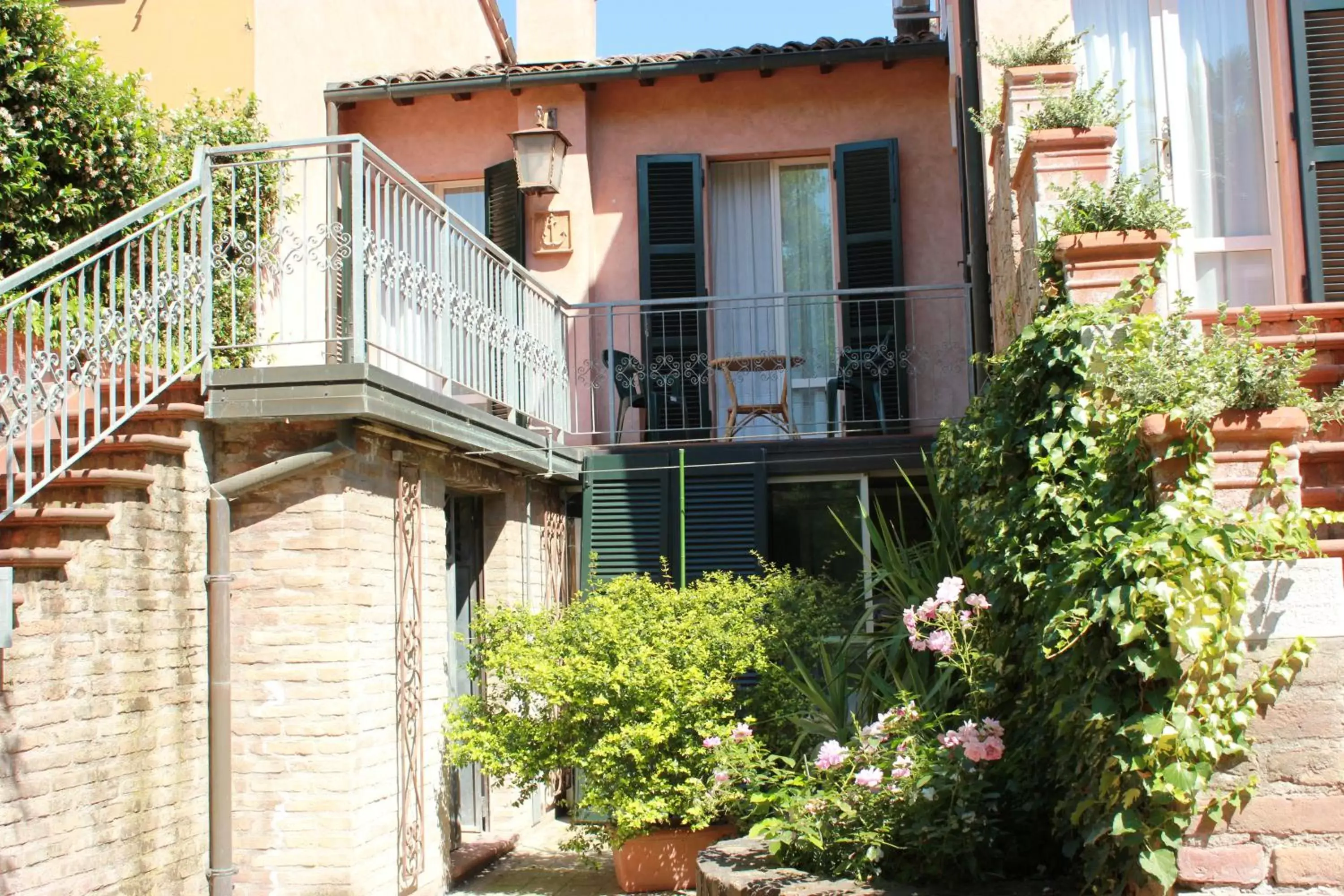 Balcony/Terrace, Property Building in Ai Giardini di San Vitale