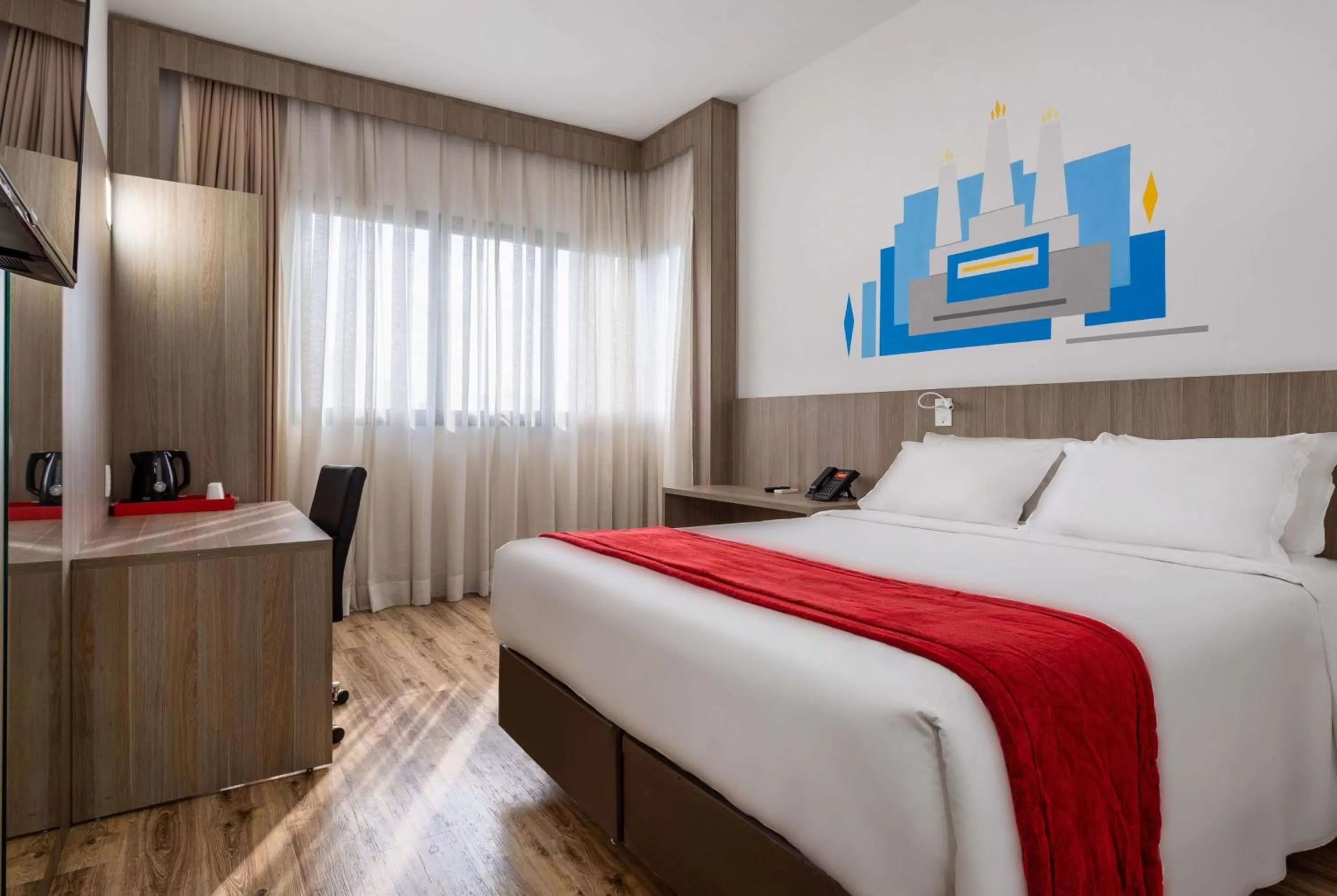 Photo of the whole room, Bed in Ramada Encore by Wyndham São Paulo Osasco