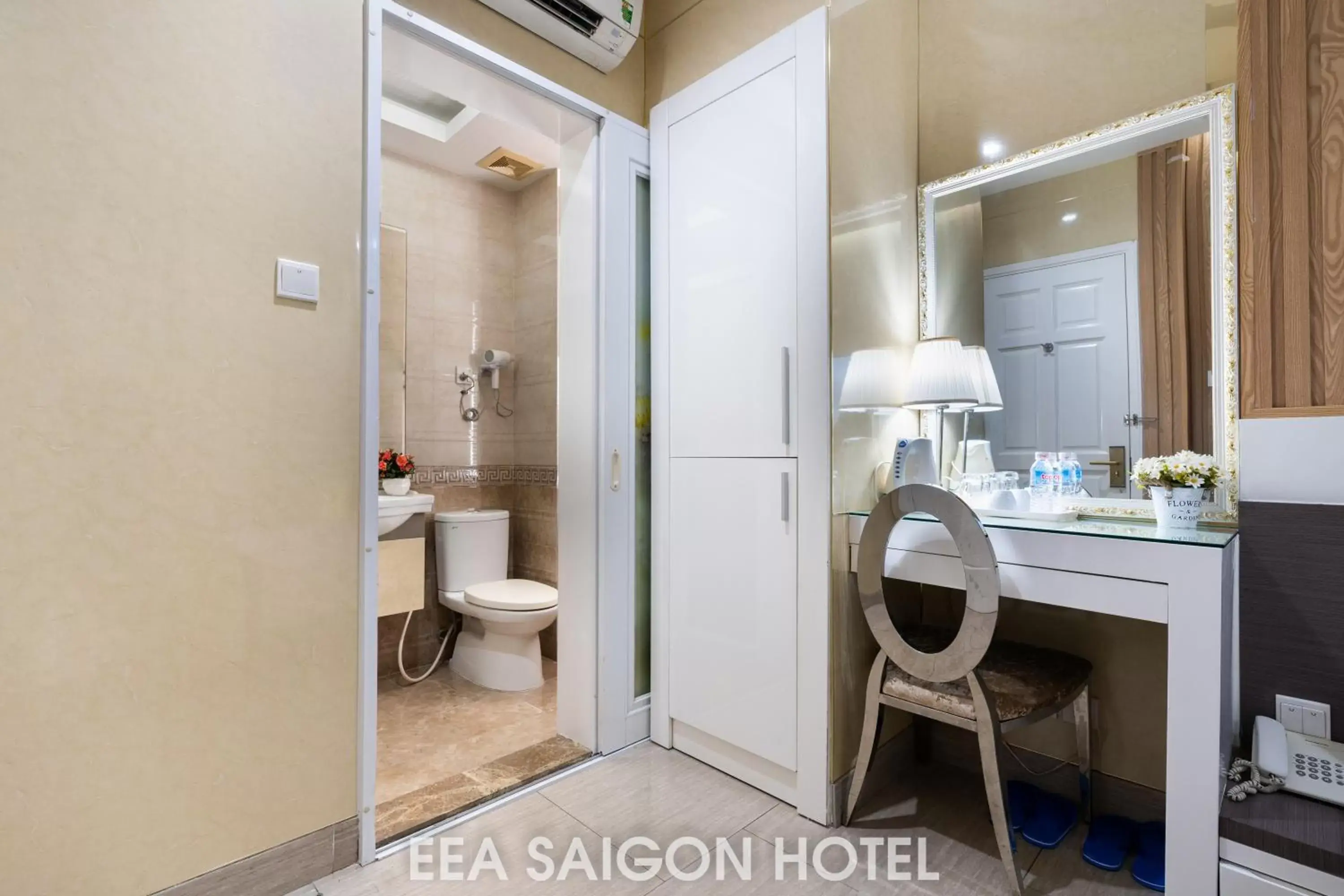 Bathroom in EEA Central Saigon Hotel