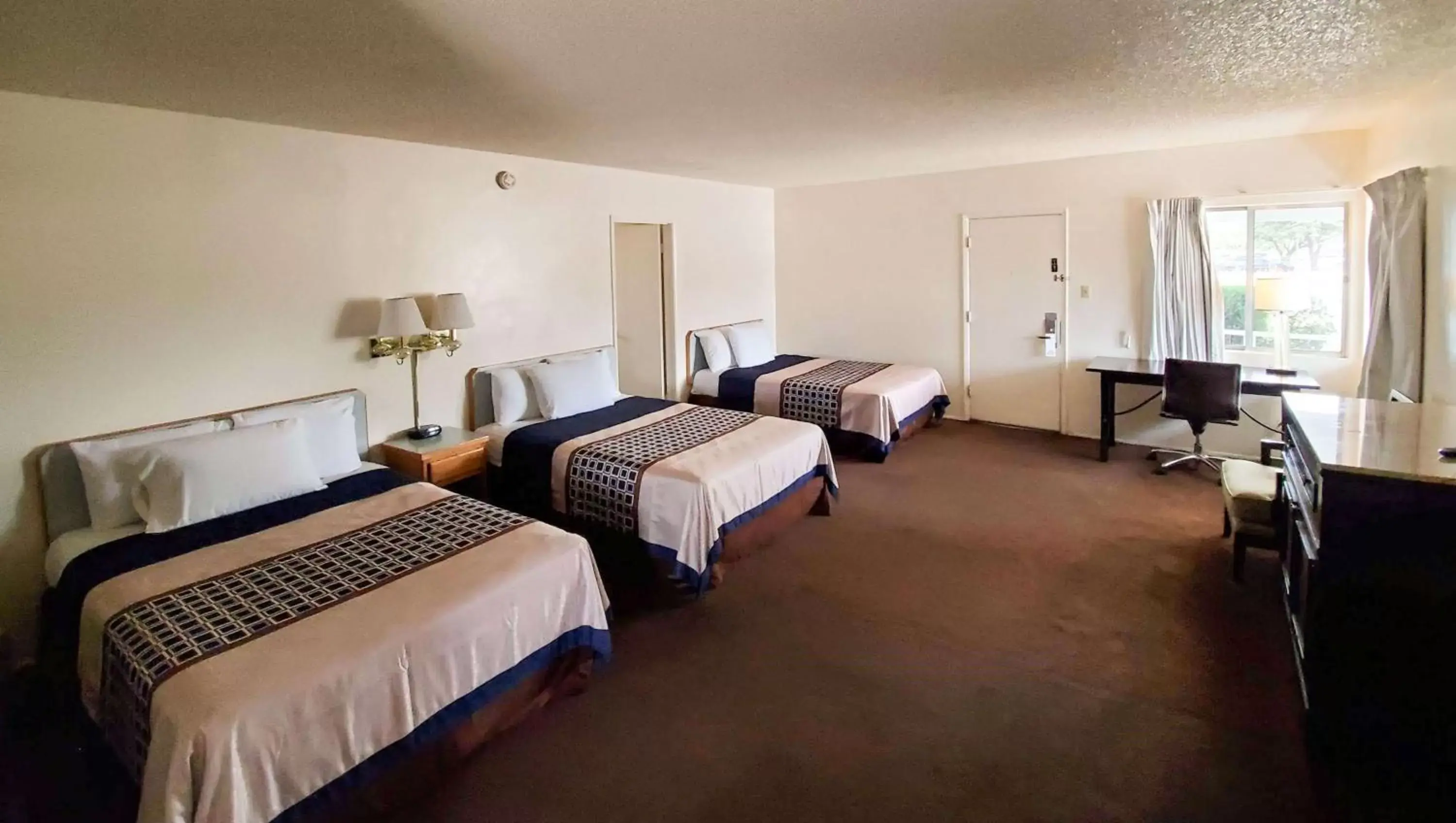 Photo of the whole room, Bed in Magnuson Hotel Sierra Vista