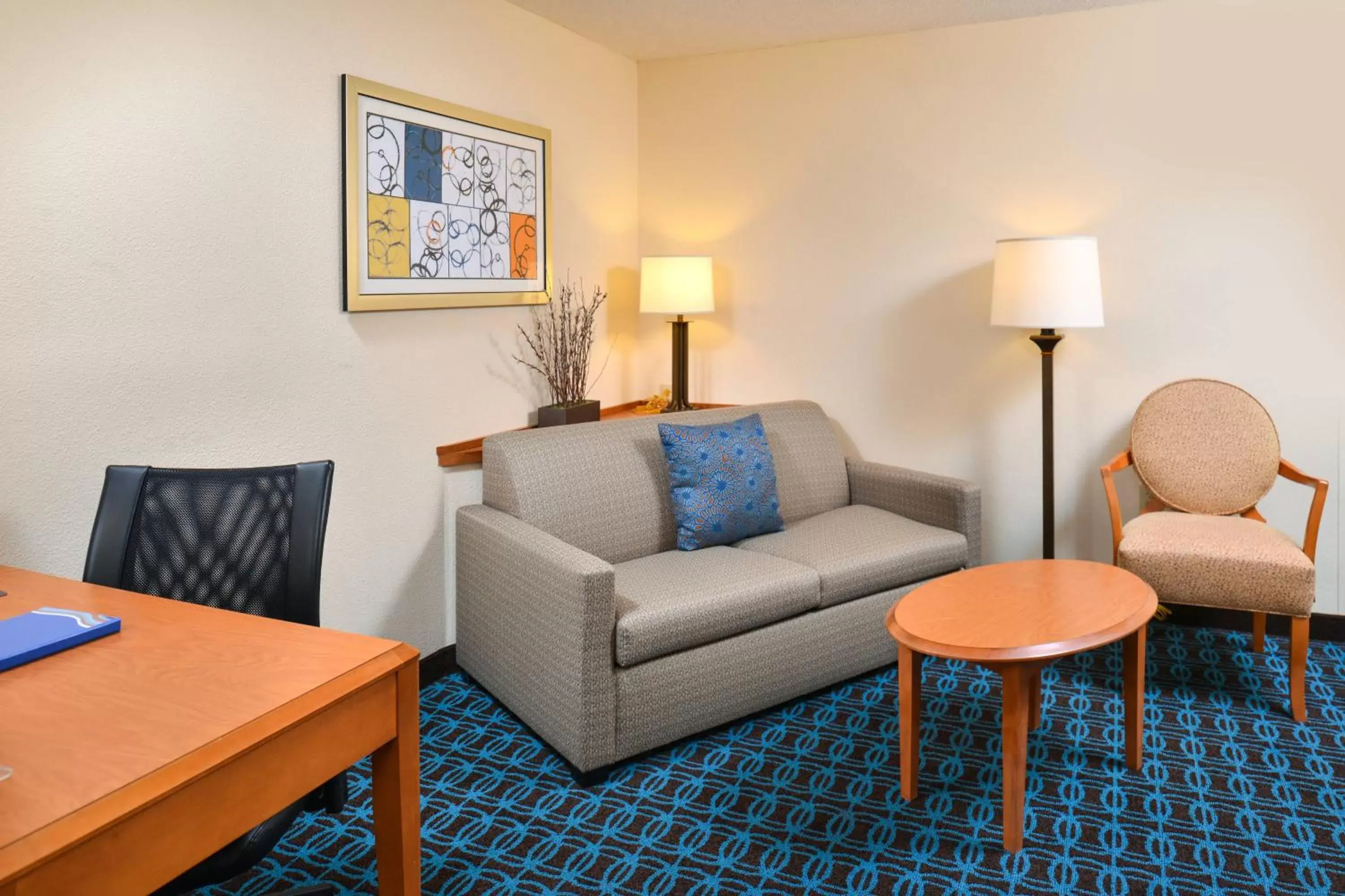 Living room, Seating Area in Fairfield Inn and Suites by Marriott Birmingham / Bessemer