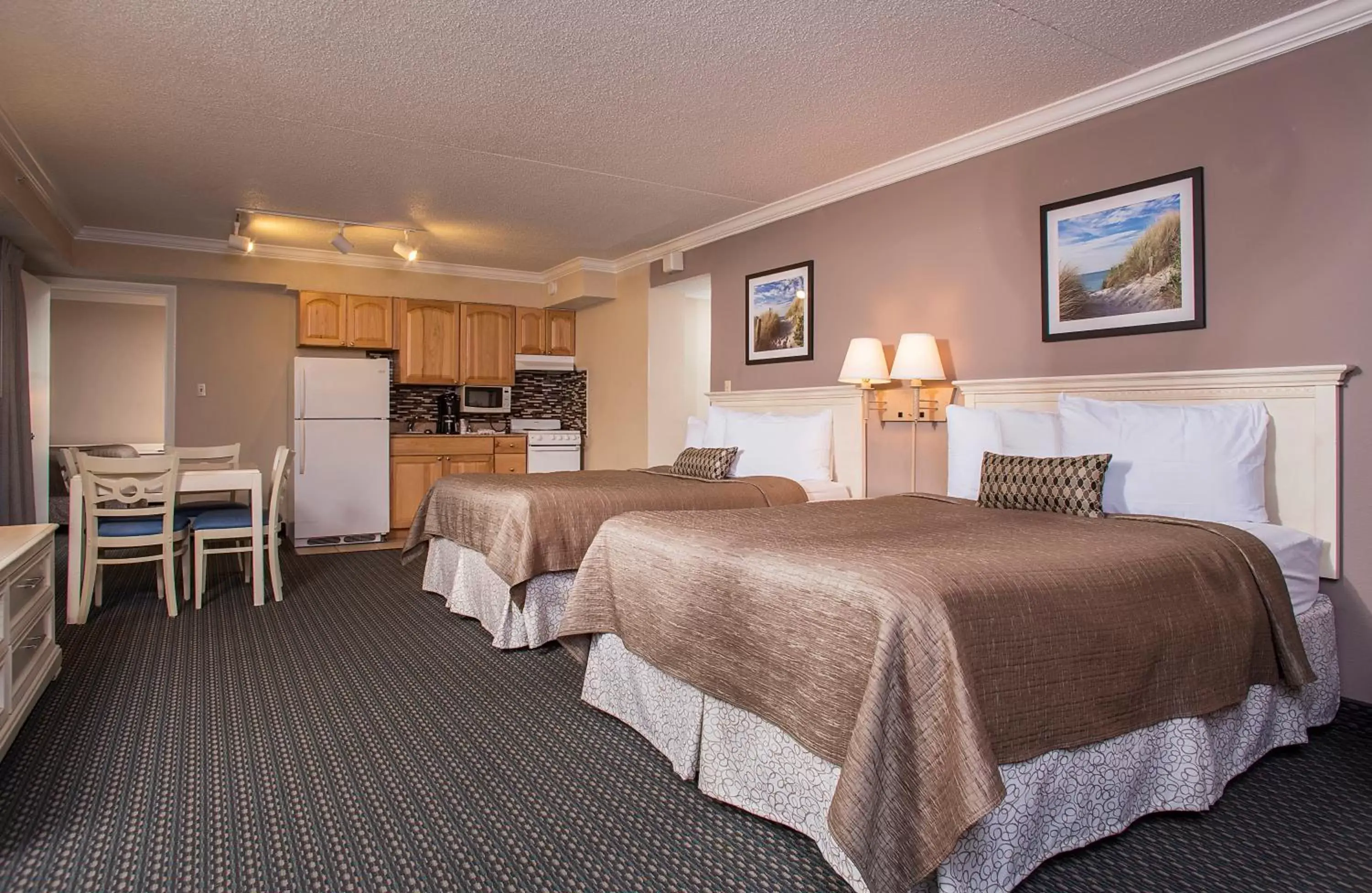 Other, Bed in Grande Shores Other, Bed in Grande Shores