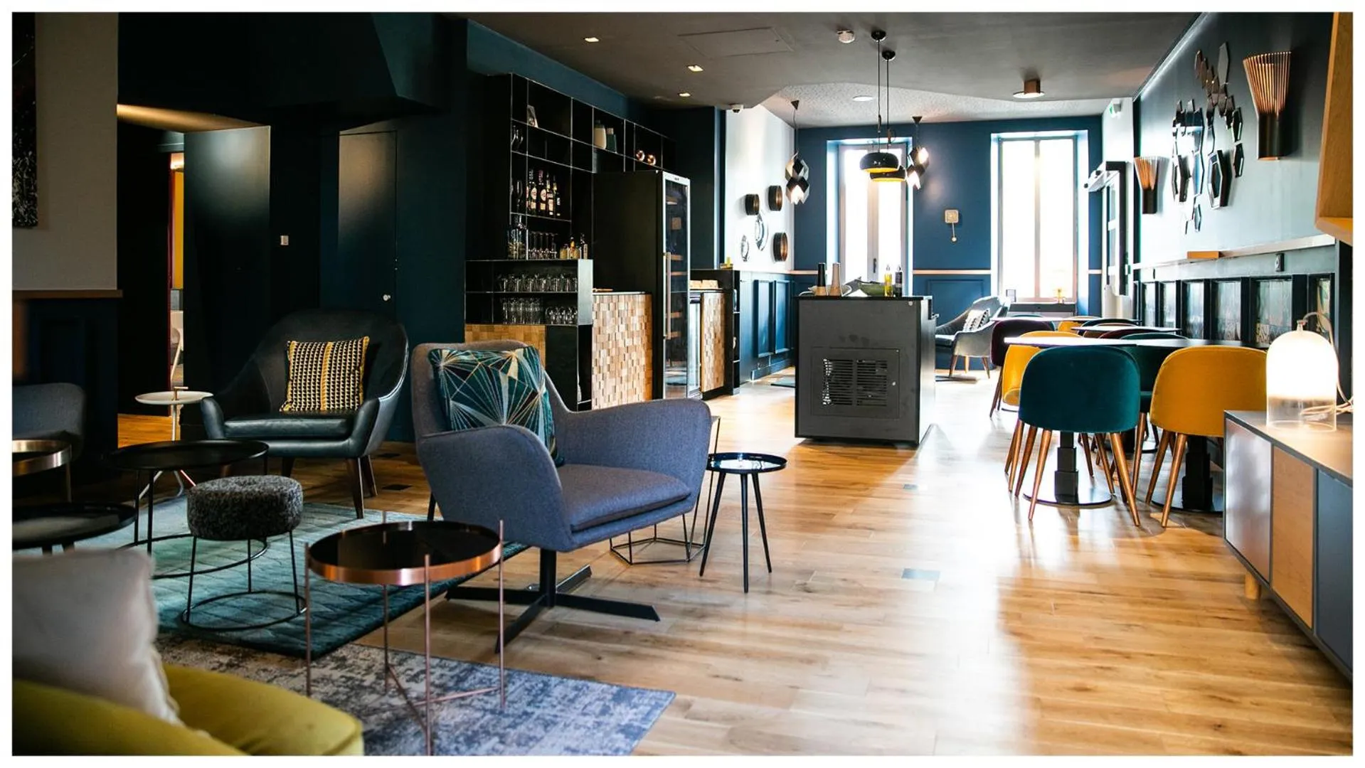 Lounge or bar in Alex Hotel & Spa