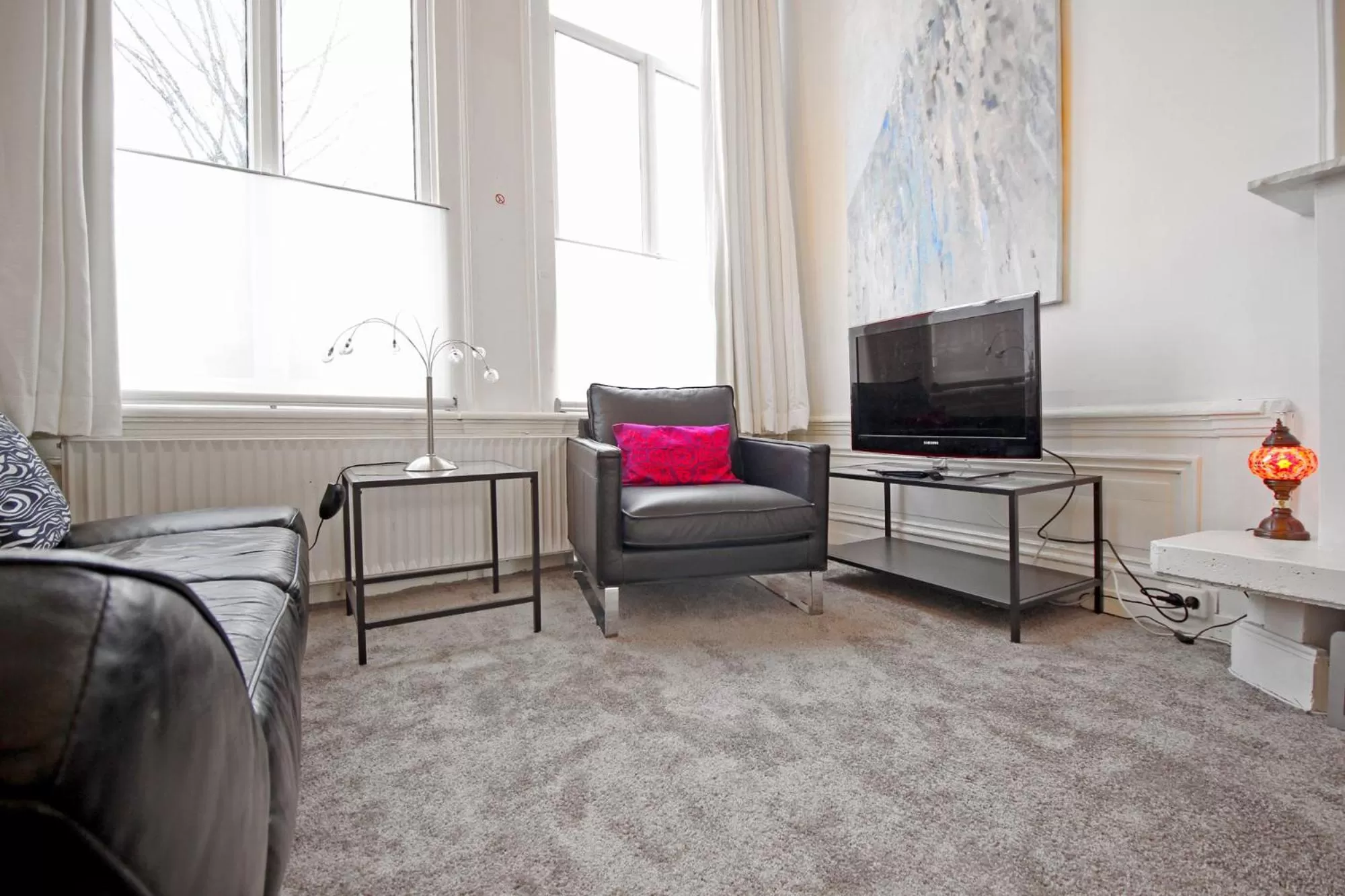 Living room in Cozy Jordaan canalhouse near Anne Frank House