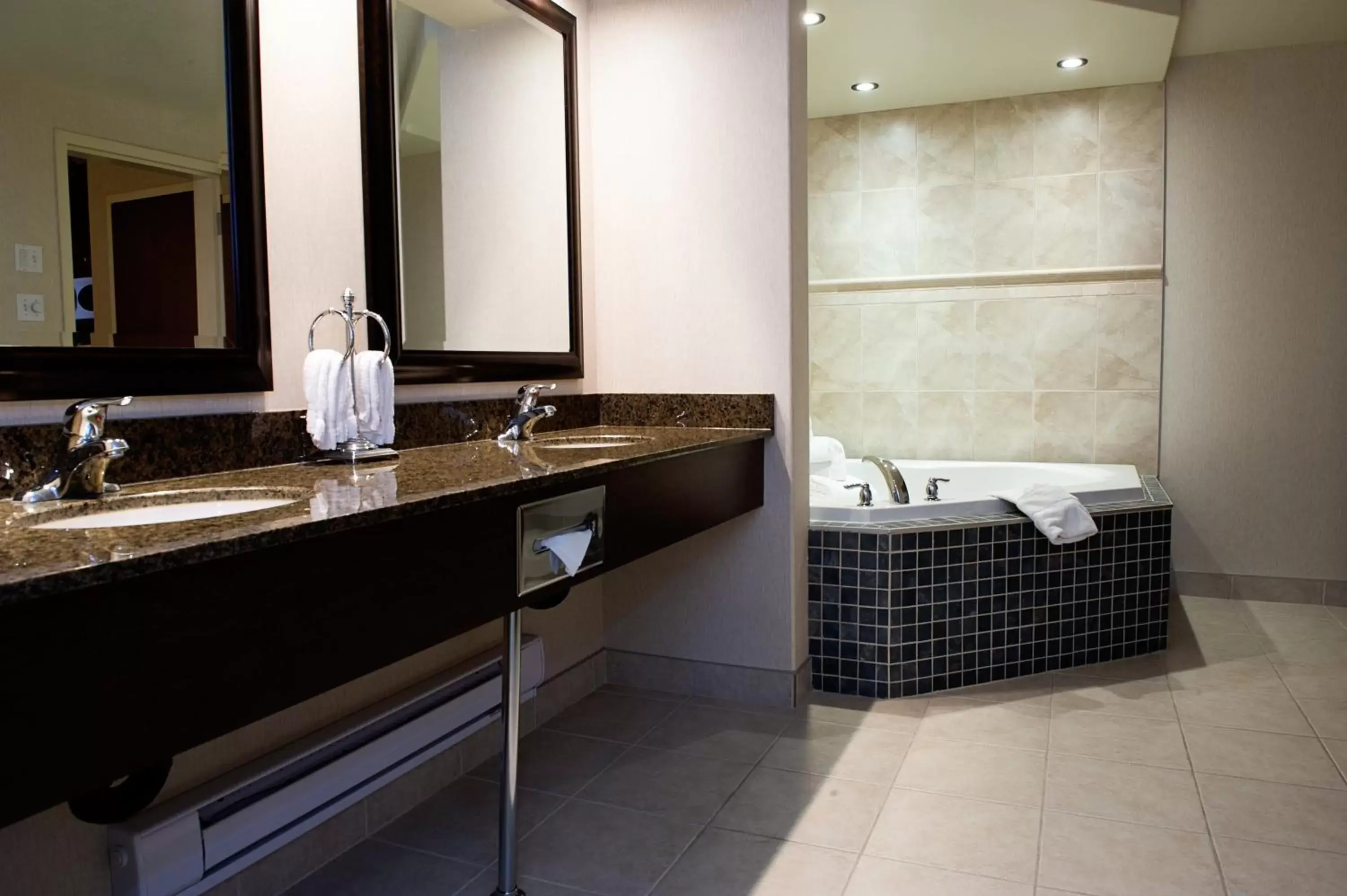 Bedroom, Bathroom in Holiday Inn Hotel & Suites-West Edmonton, an IHG Hotel