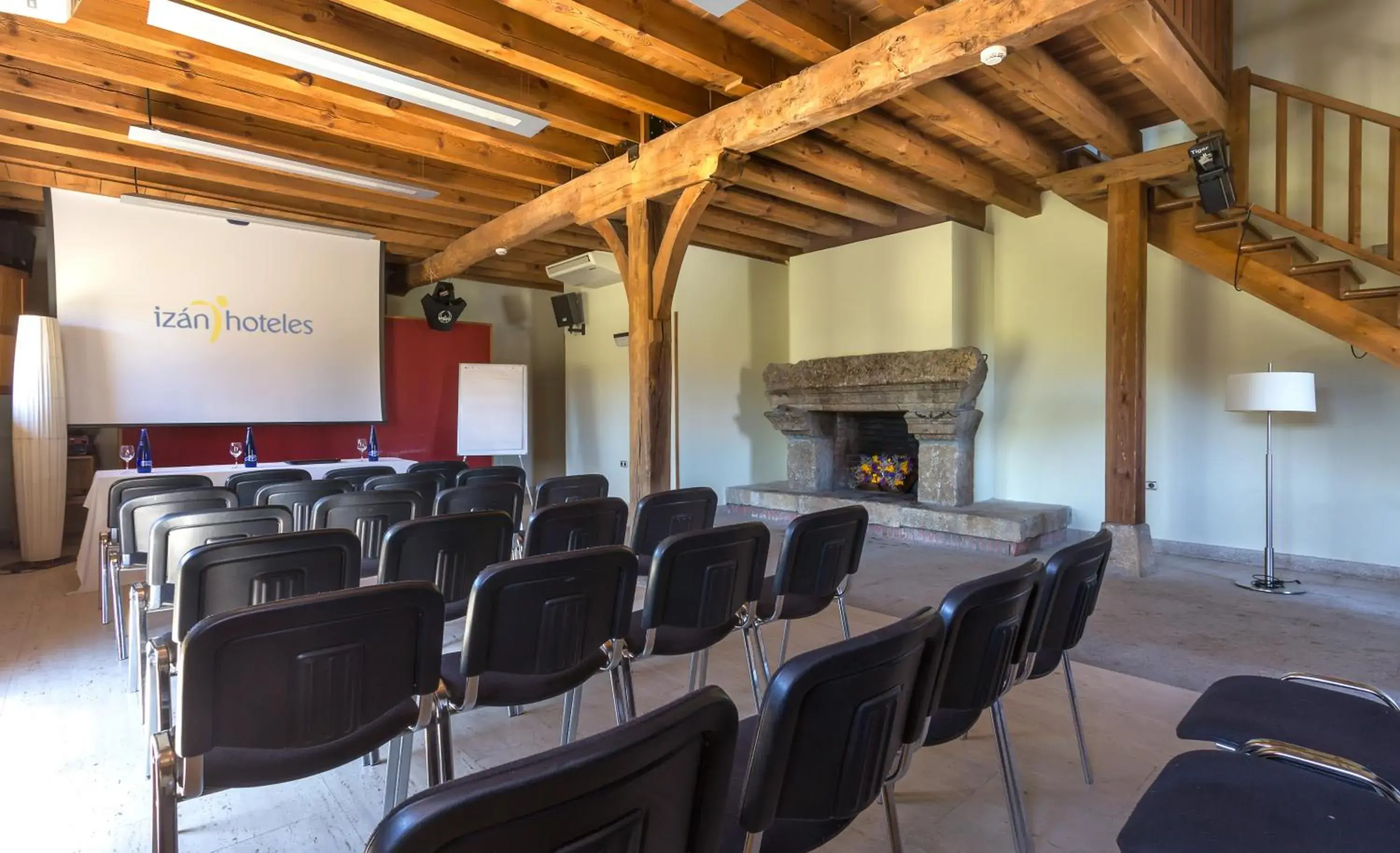 Meeting/conference room in Izan Puerta de Gredos