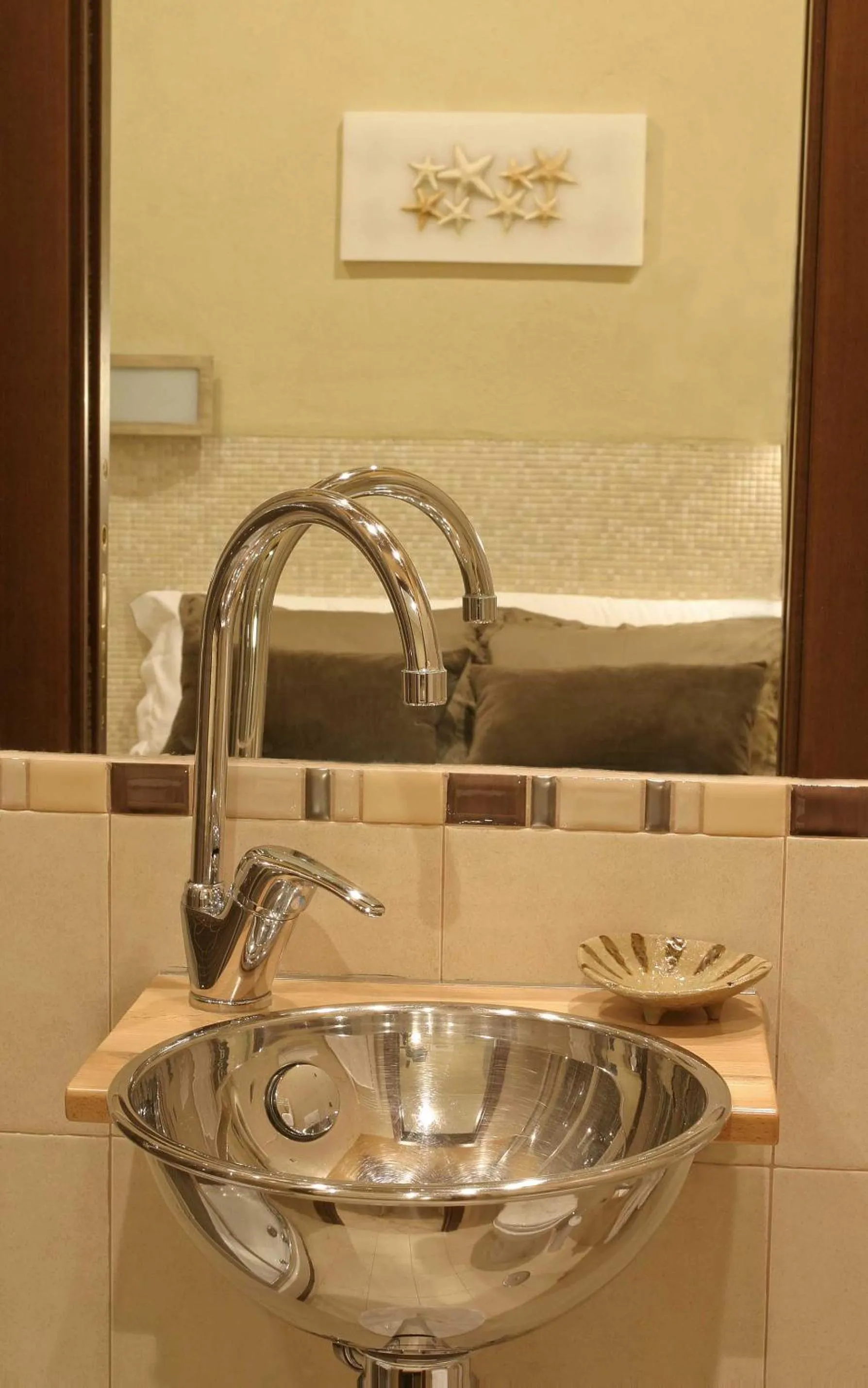 Bathroom in Basilio 55 Rome