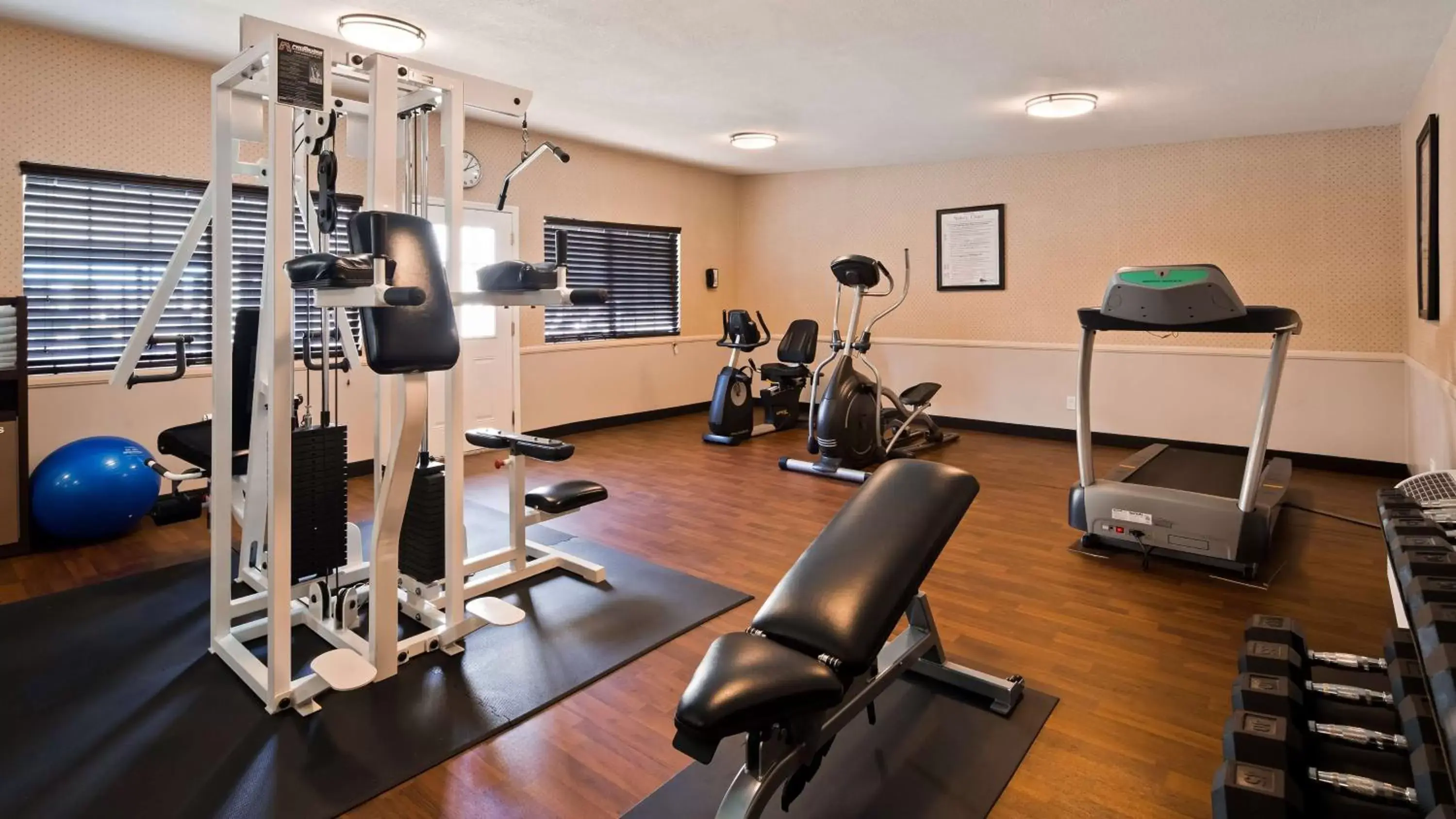 Fitness centre/facilities, Fitness Center/Facilities in Best Western China Lake Inn