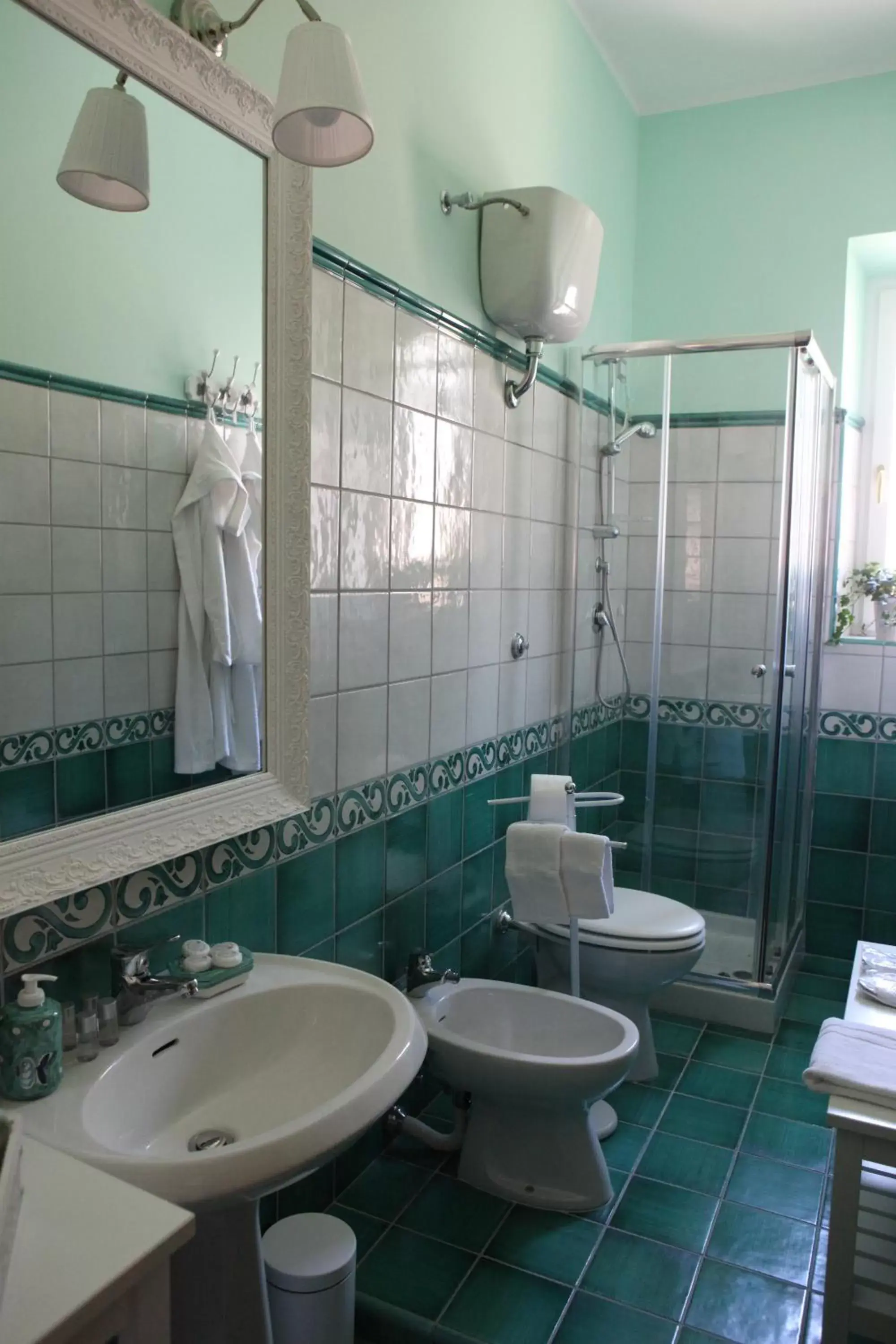 Bathroom in B&B Palazzo Scaramella