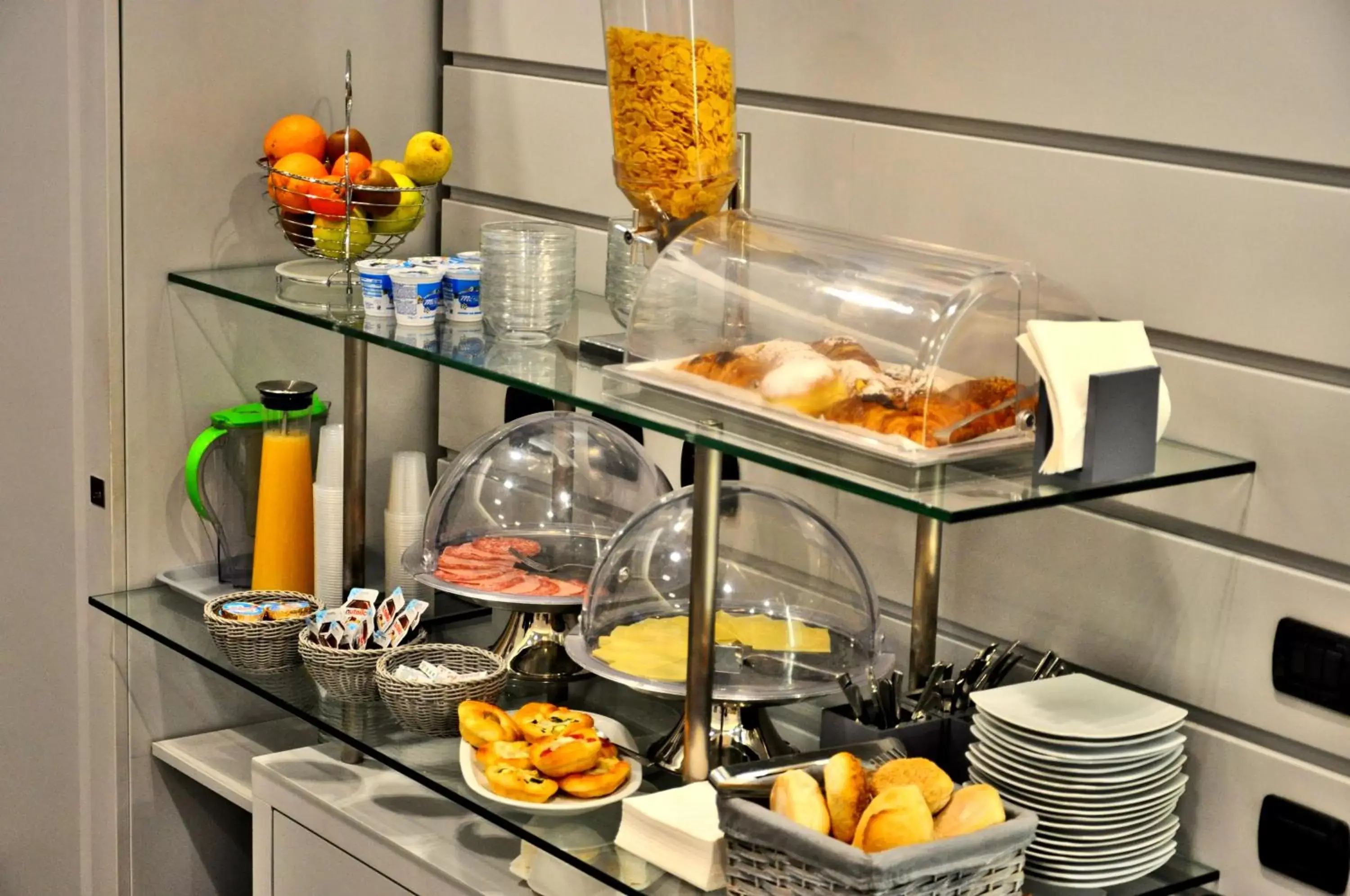 Italian breakfast, Food in Hotel Rio