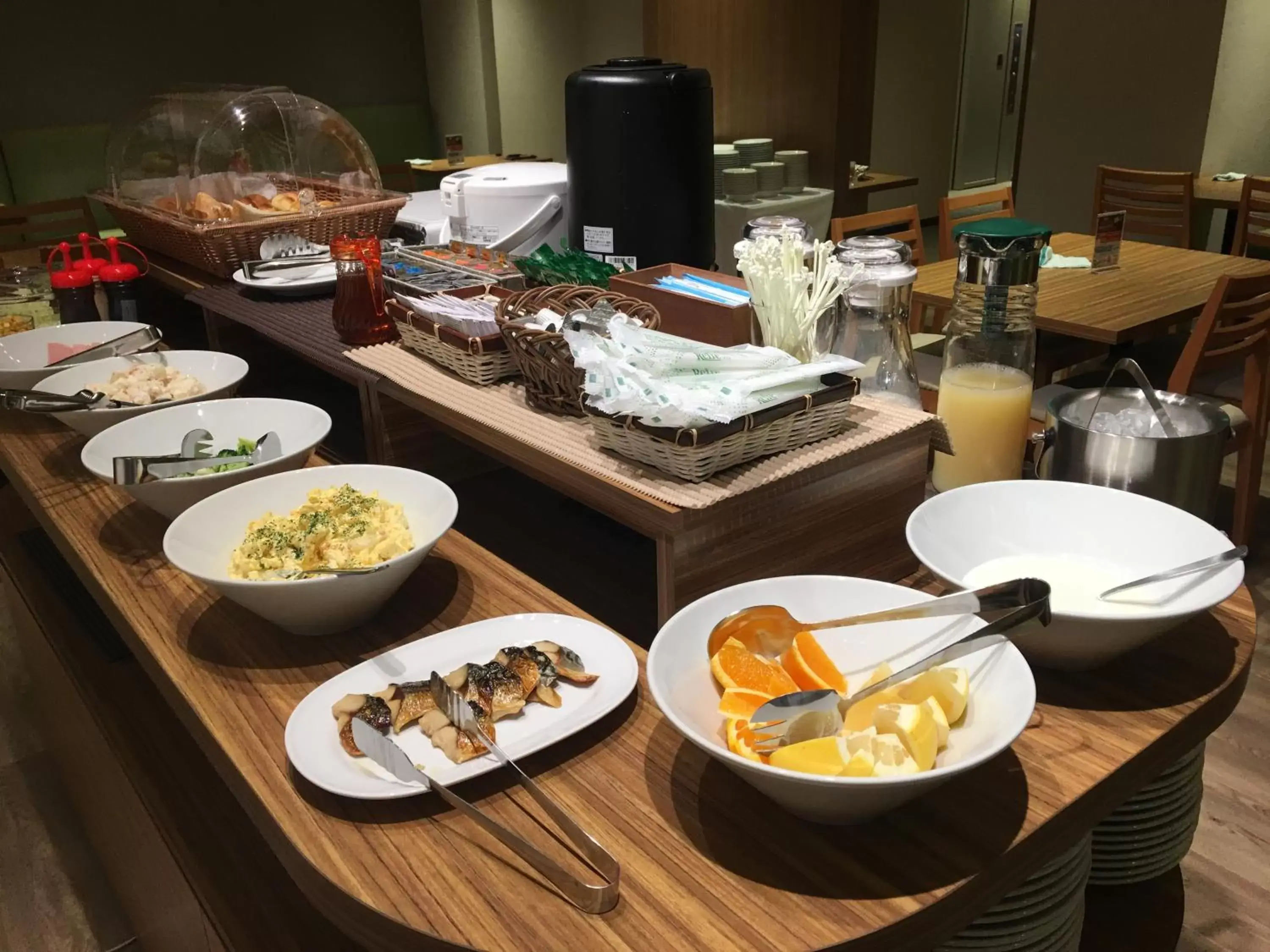 Buffet breakfast, Restaurant/Places to Eat in Hotel Crown Hills Onahama