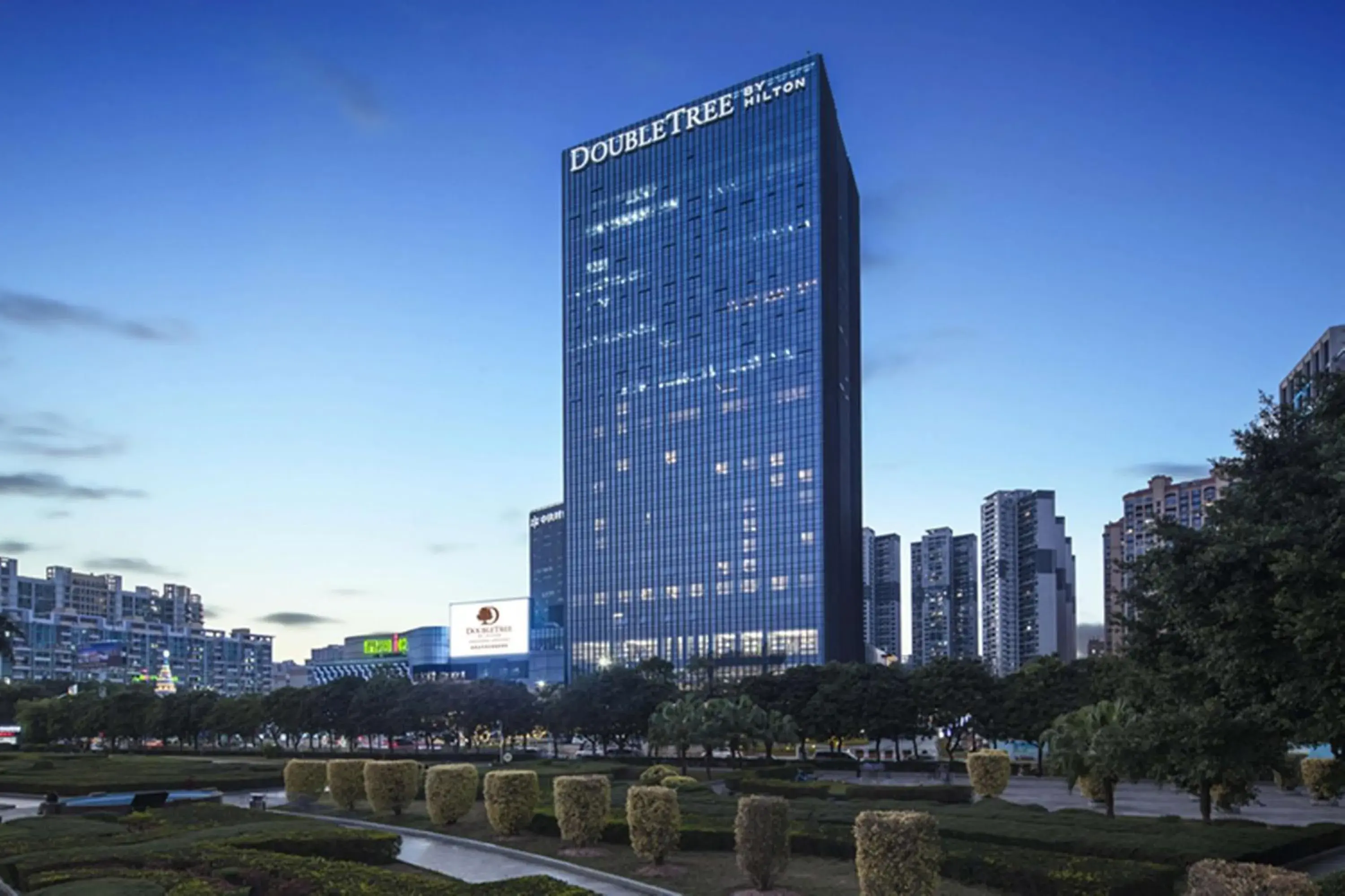 Property Building in DoubleTree By Hilton Shenzhen Longhua