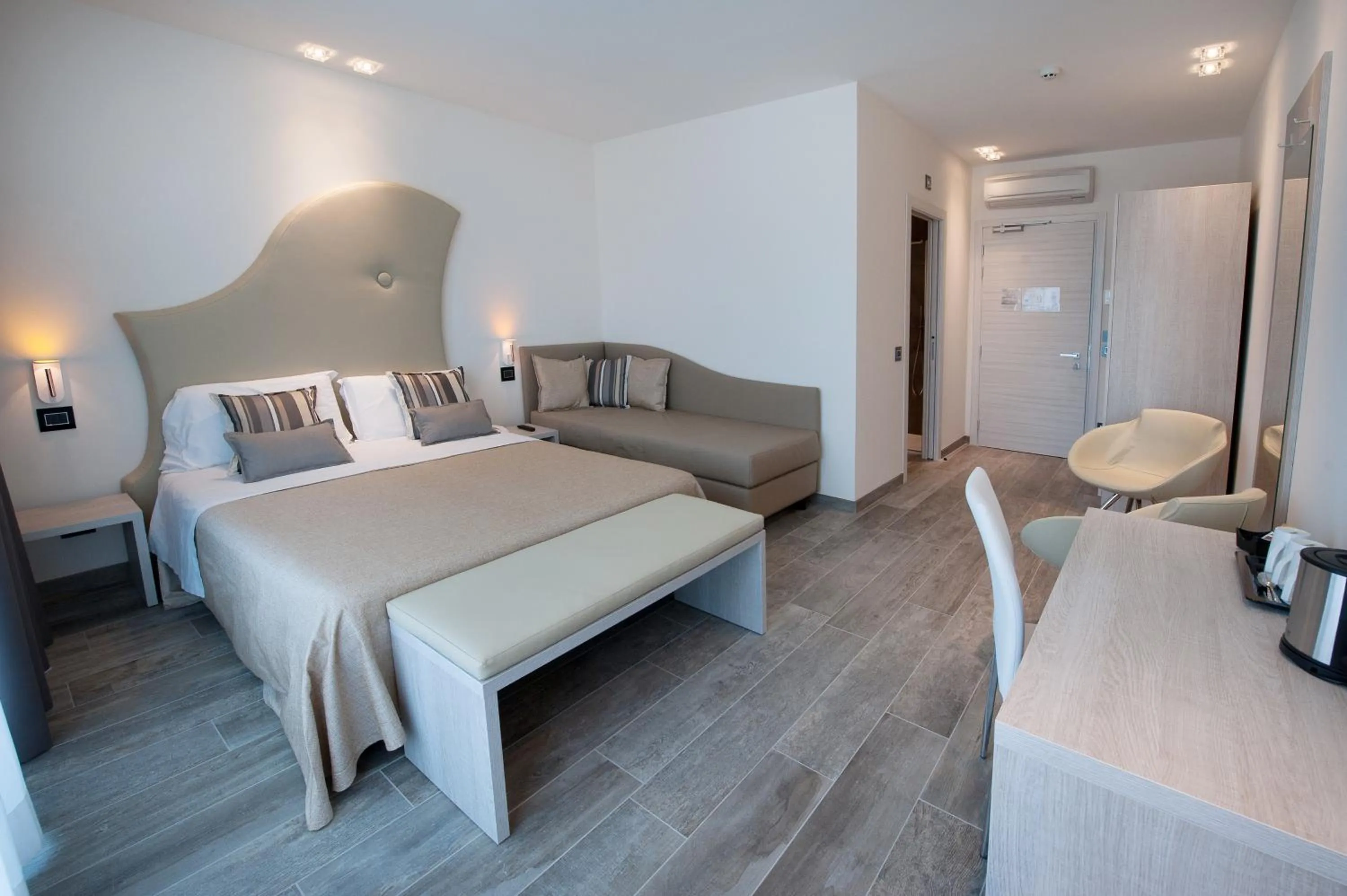 Bedroom, Bed in Hotel Italia