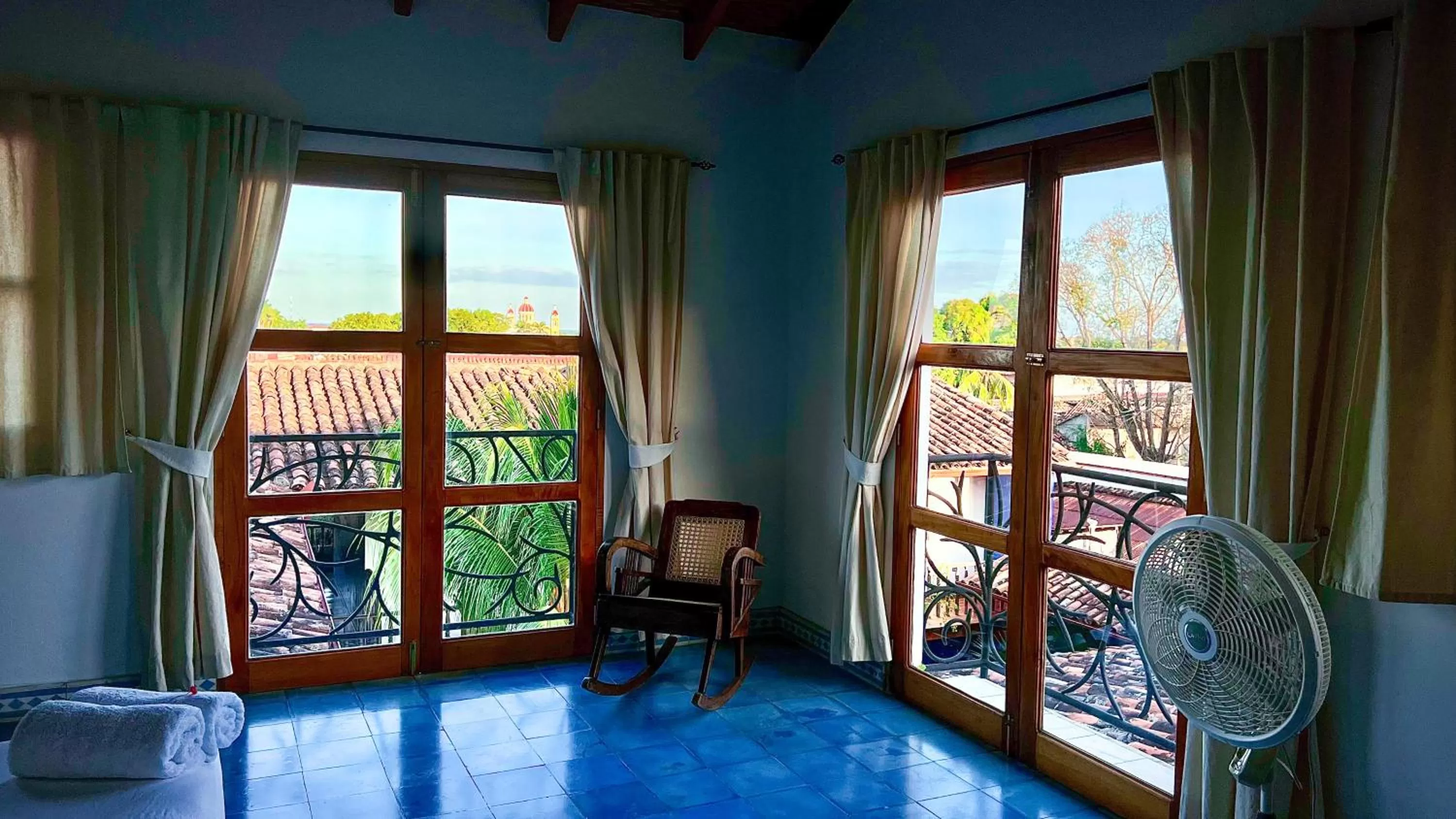 Balcony/Terrace in Miss Margrits