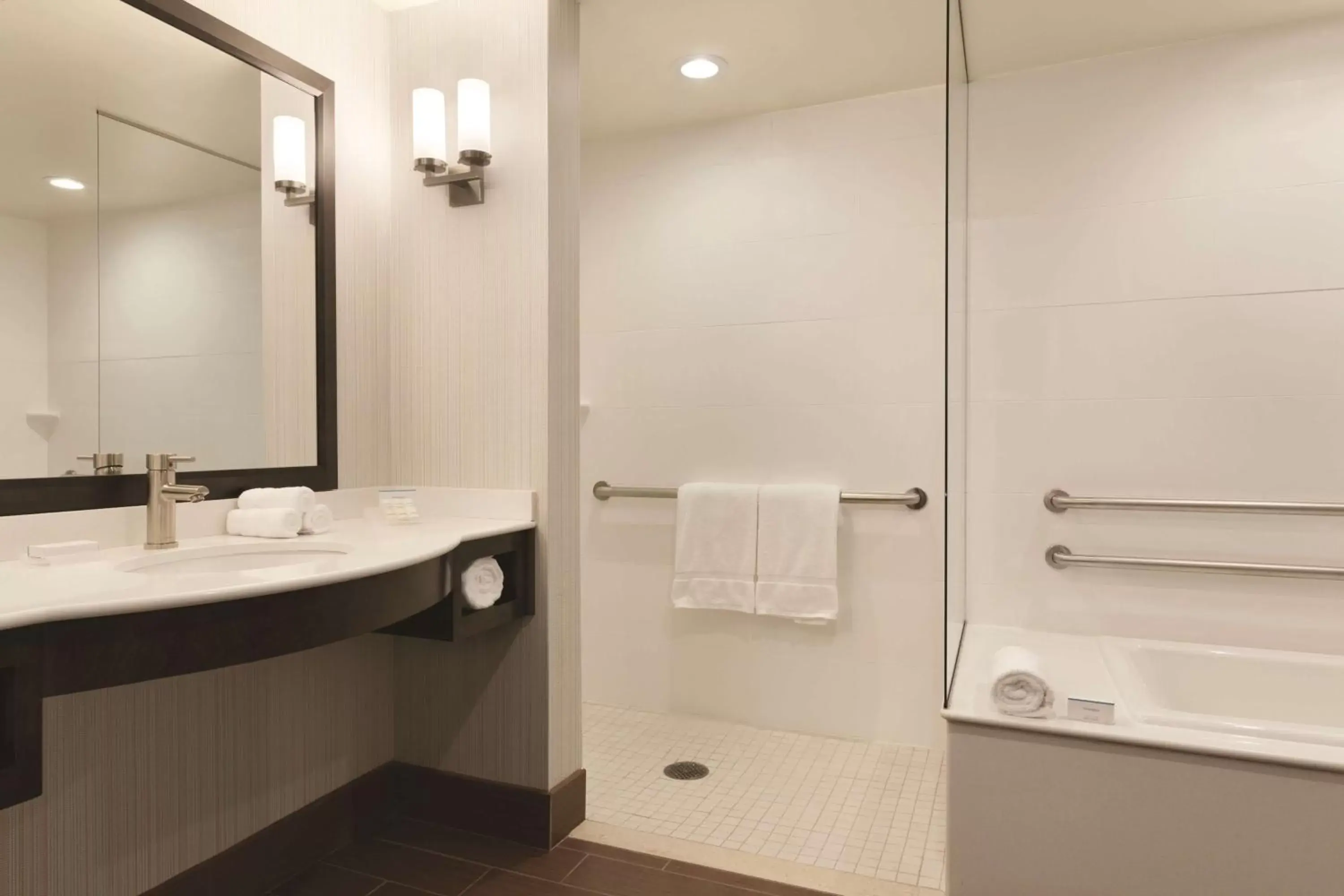 Bathroom in Hilton Garden Inn Boston Logan Airport