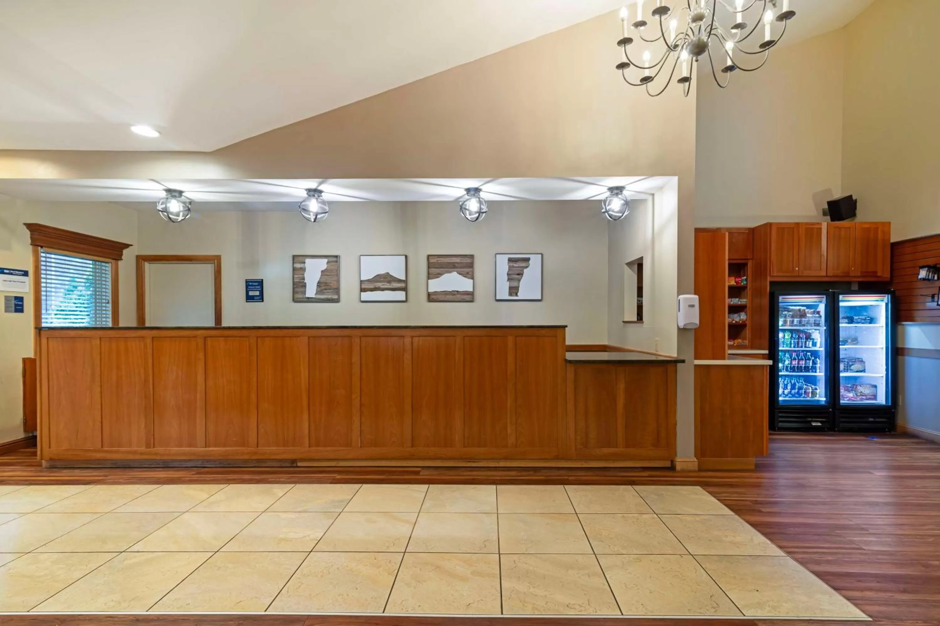Lobby or reception in Best Western Plus Windjammer Inn & Conference Center