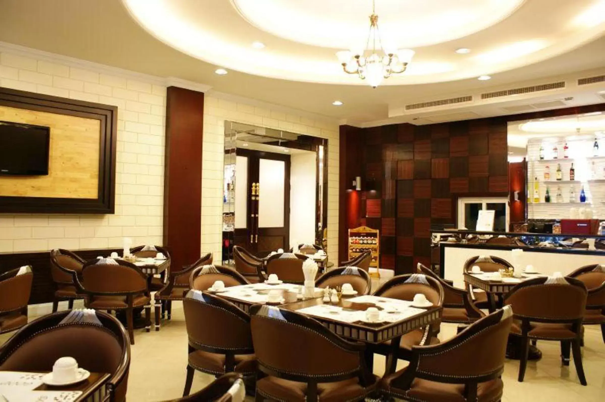 Restaurant/places to eat in LK Residence Restaurant/places to eat in LK Residence