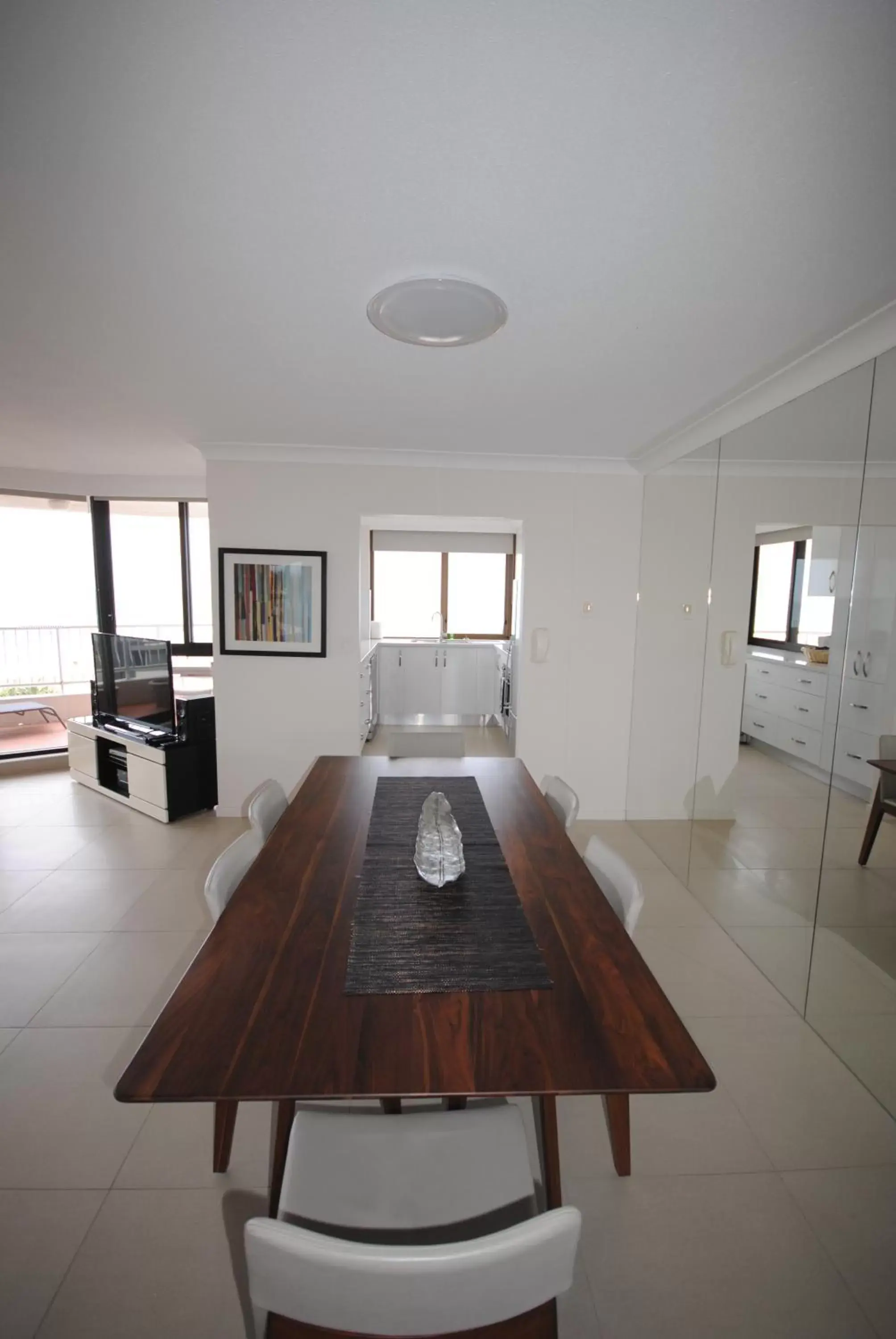 Dining Area in Albatross North Apartments