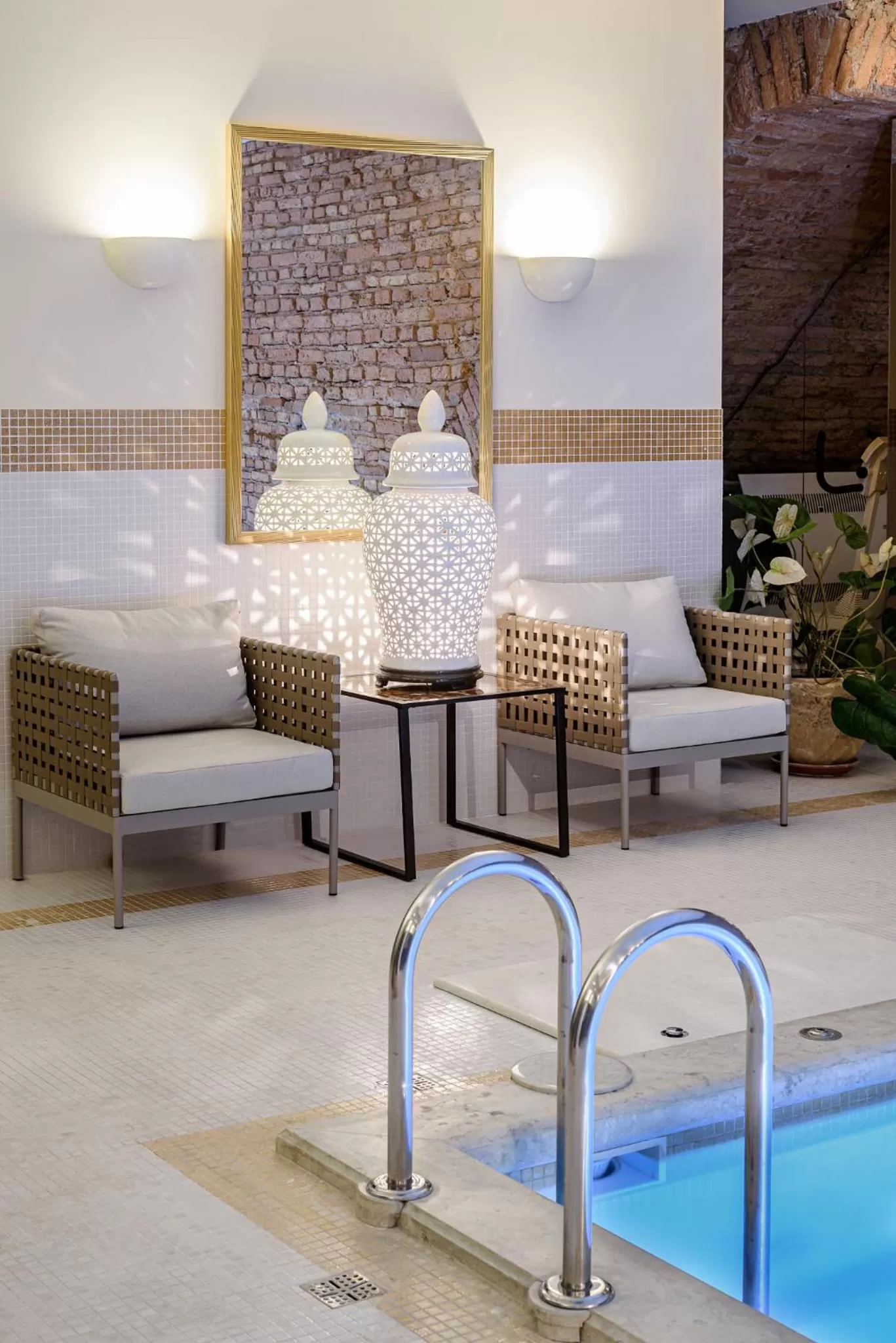 Swimming pool in NARUTIS Hotel - Small Luxury Hotels of The World