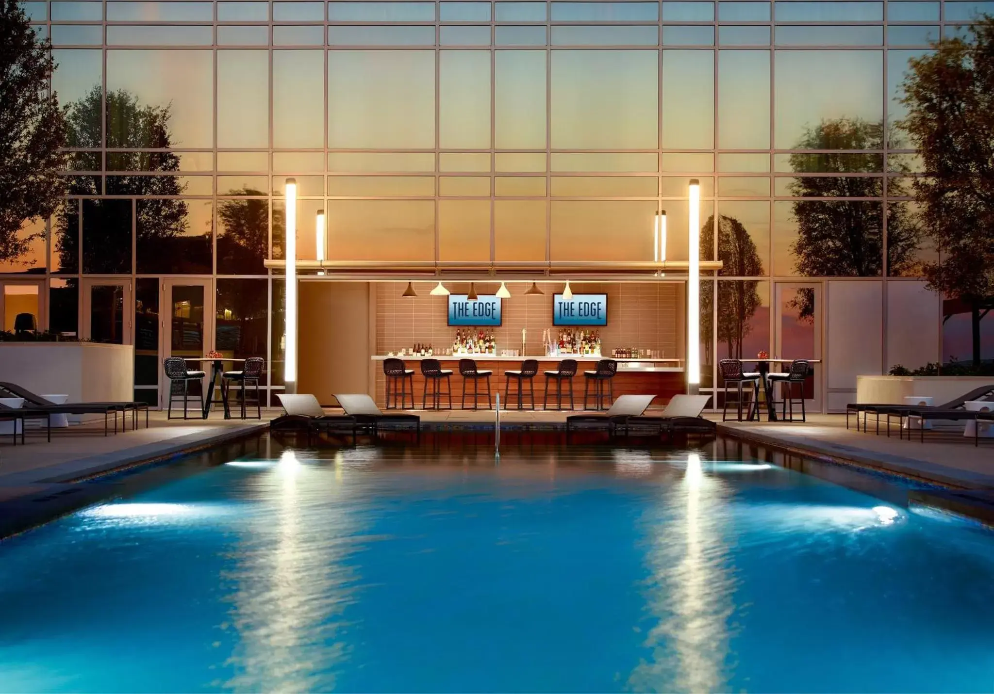 Lounge or bar, Swimming Pool in Omni Frisco at The Star